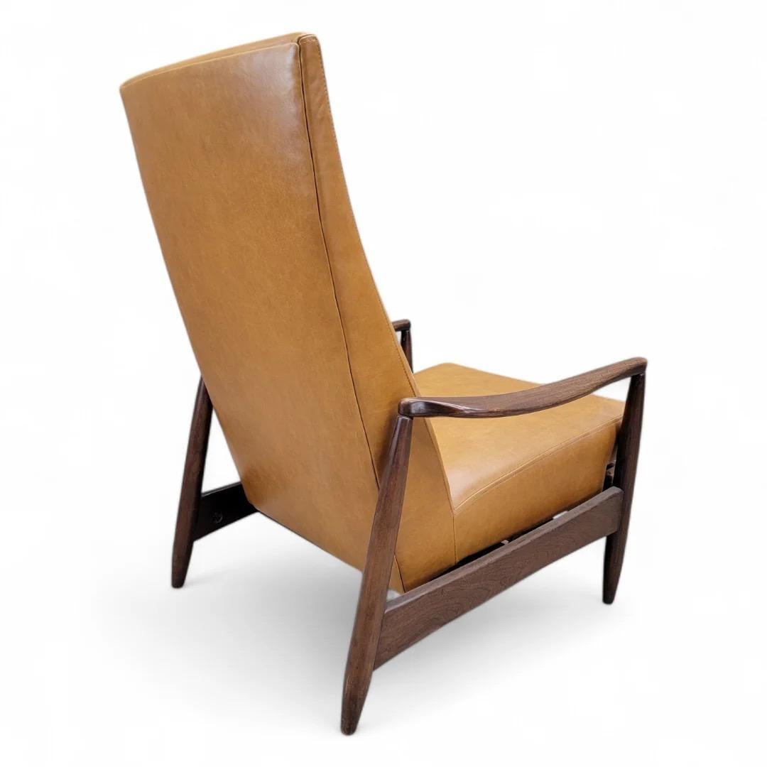 20th Century Mid Century Modern Milo Baughman Style Aston Re-Invented Recliner In New Leather