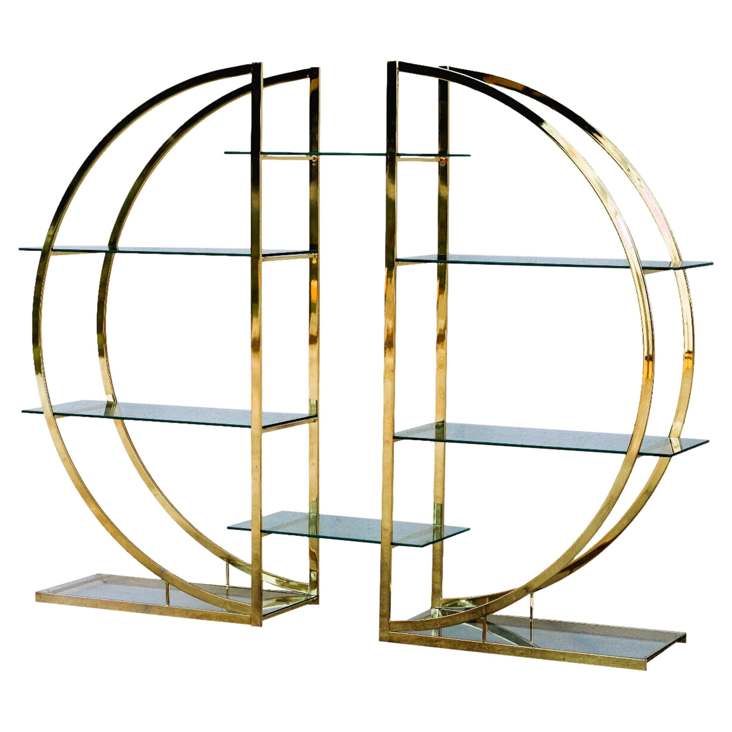 Mid-Century Modern Milo Baughman Style Brass and Glass Circular Etagere For Sale