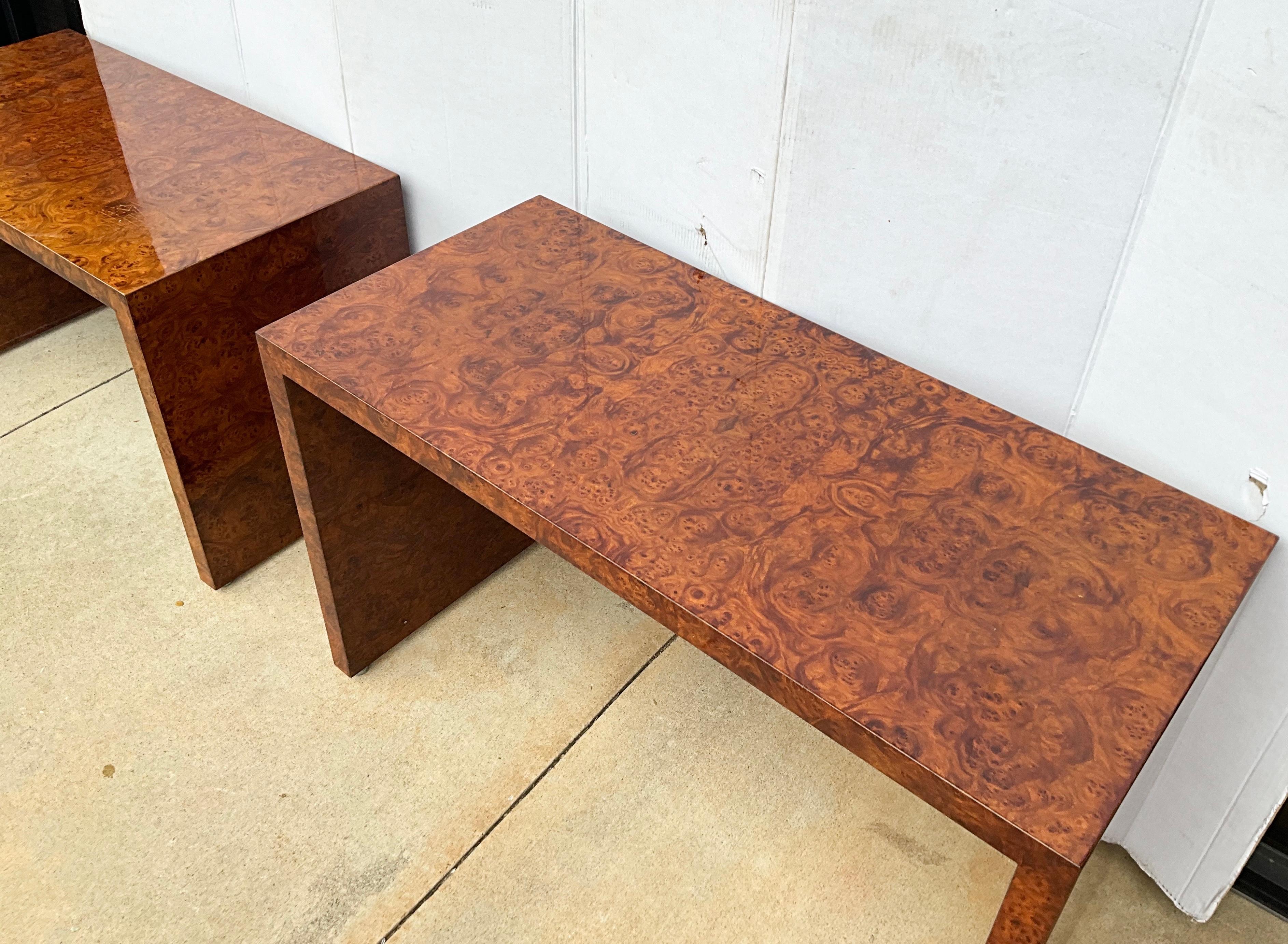 Mid- Century Modern. Milo Baughman Style Burlwood Nesting Console Side Tables -2 In Good Condition In Kennesaw, GA
