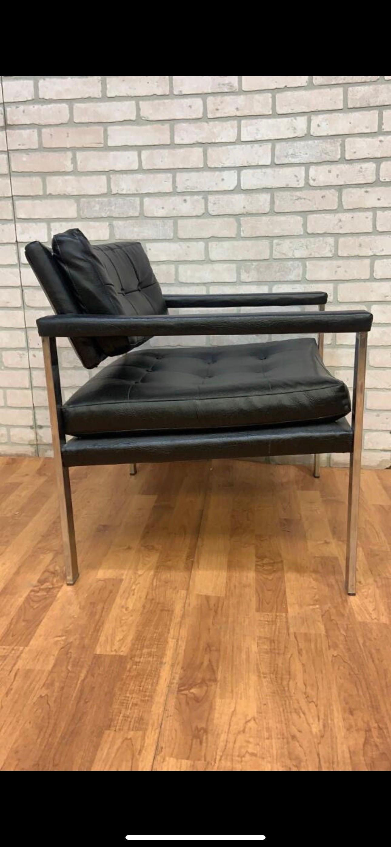 Mid-Century Modern Milo Baughman Style Chrome Flat Bar Armchair For Sale 3