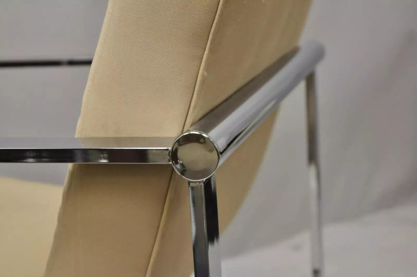 Silla de salón Art Decó de barra plana cromada estilo Milo Baughman de mediados del siglo XX en venta 4