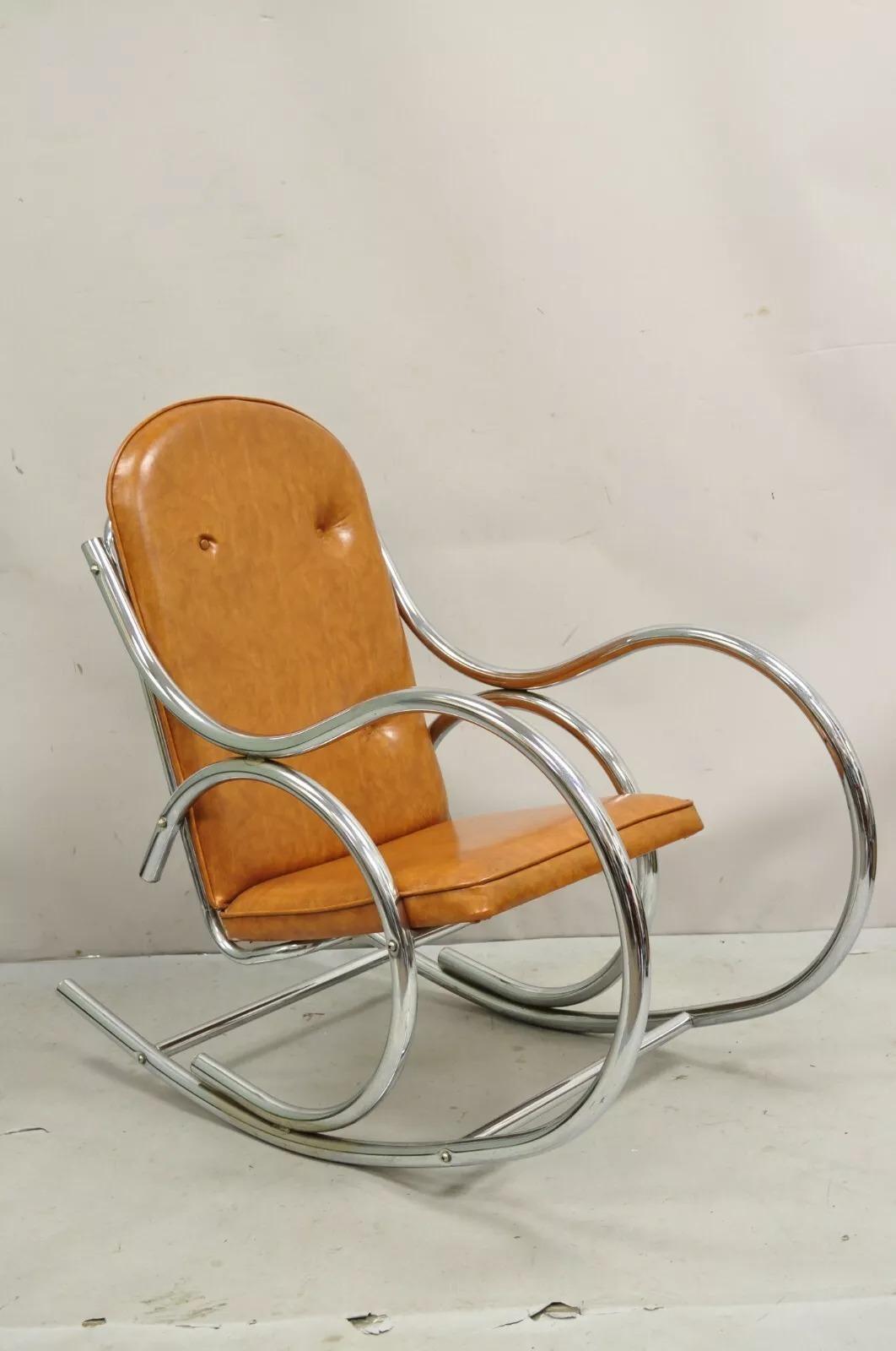 Cromo Sedia a dondolo di Milo Baughman, stile metà secolo moderno, cromata e Thonet in vendita