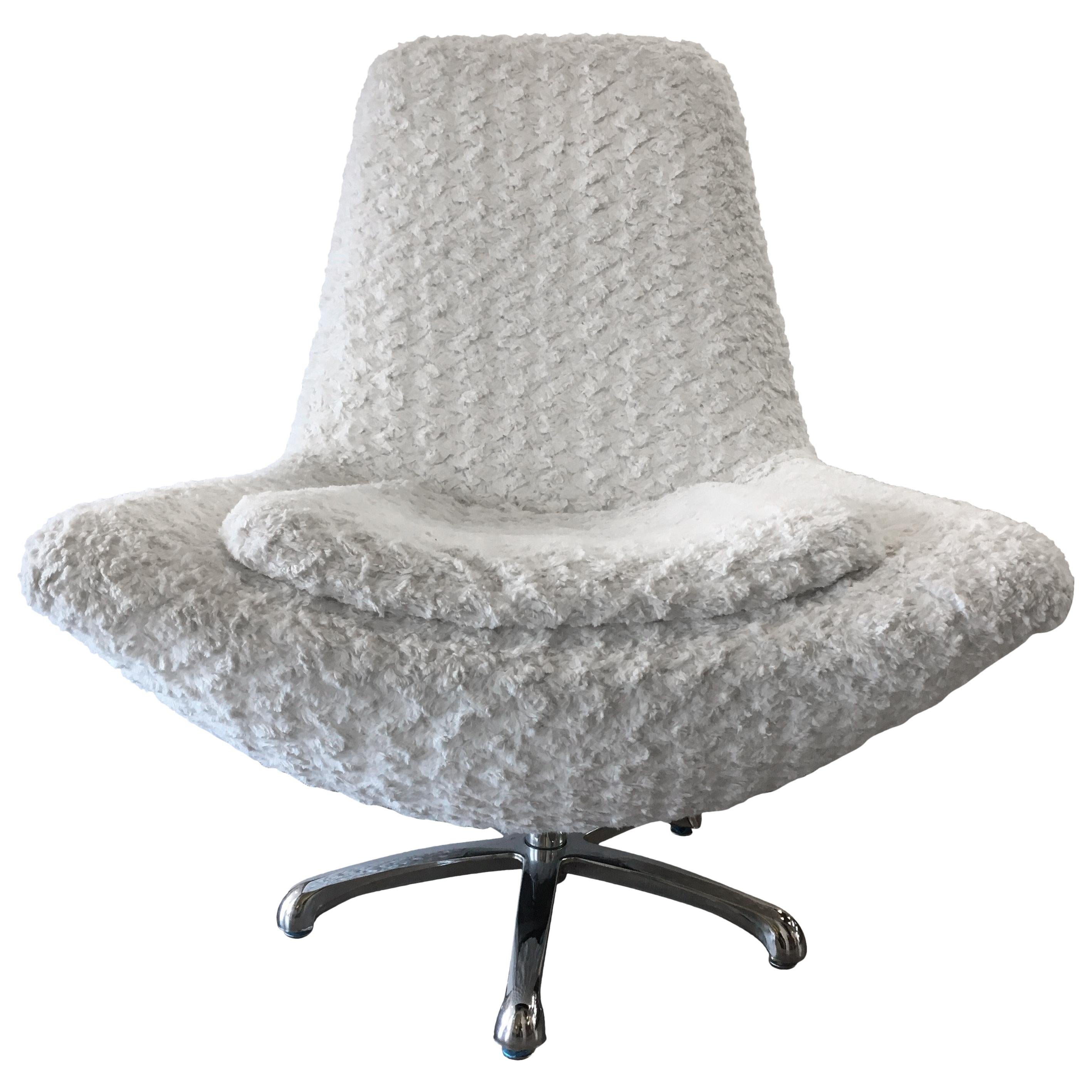 Mid-Century Modern Milo Baughman Style James Bond Swivel Lounge High Back Chair