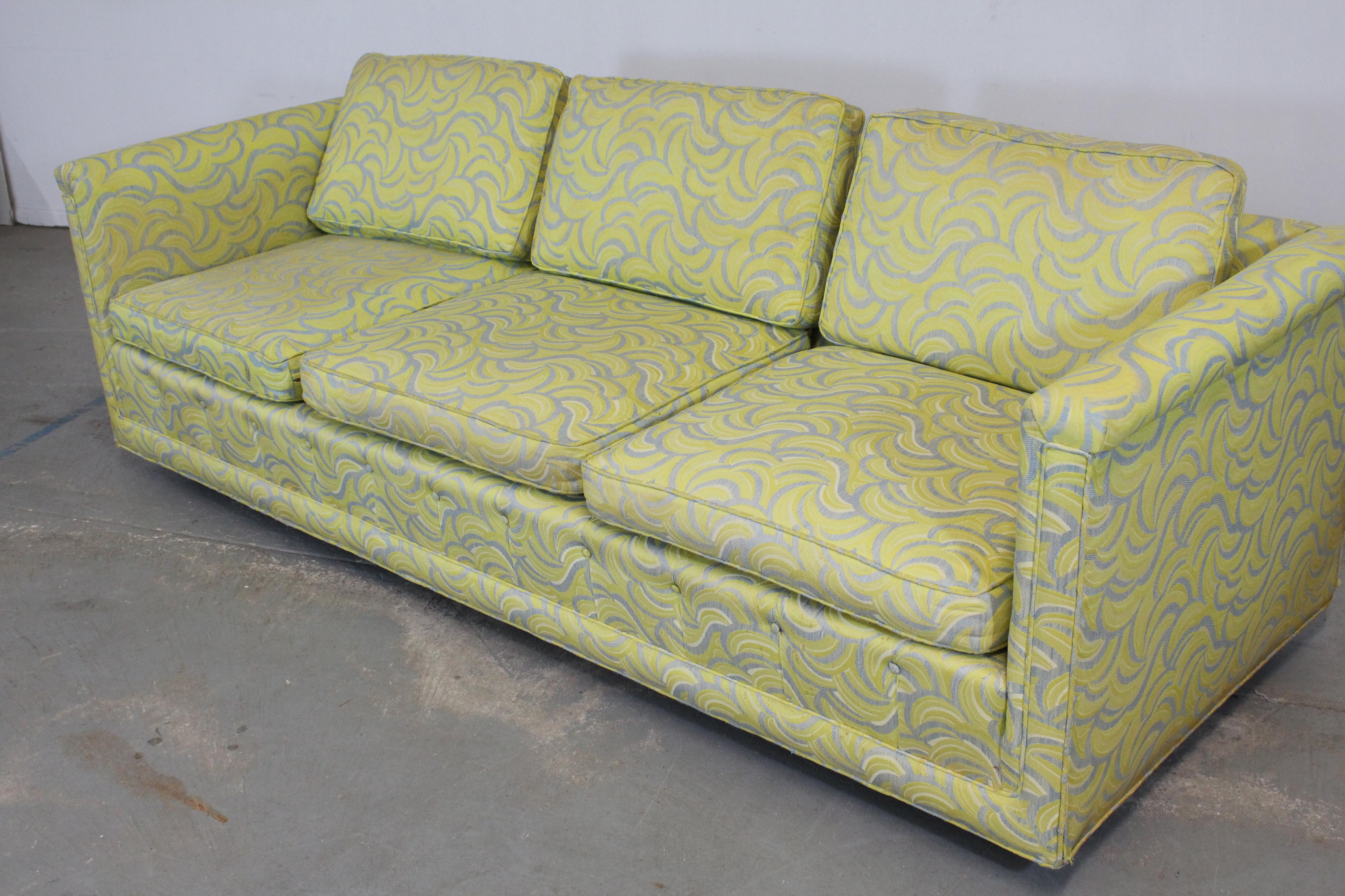 Mid-Century Modern Milo Baughman Style Low Sofa In Fair Condition For Sale In Wilmington, DE