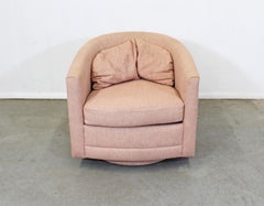 Moderner Milo Baughman Stil Precedent Drehbarer Clubsessel aus der Jahrhundertmitte