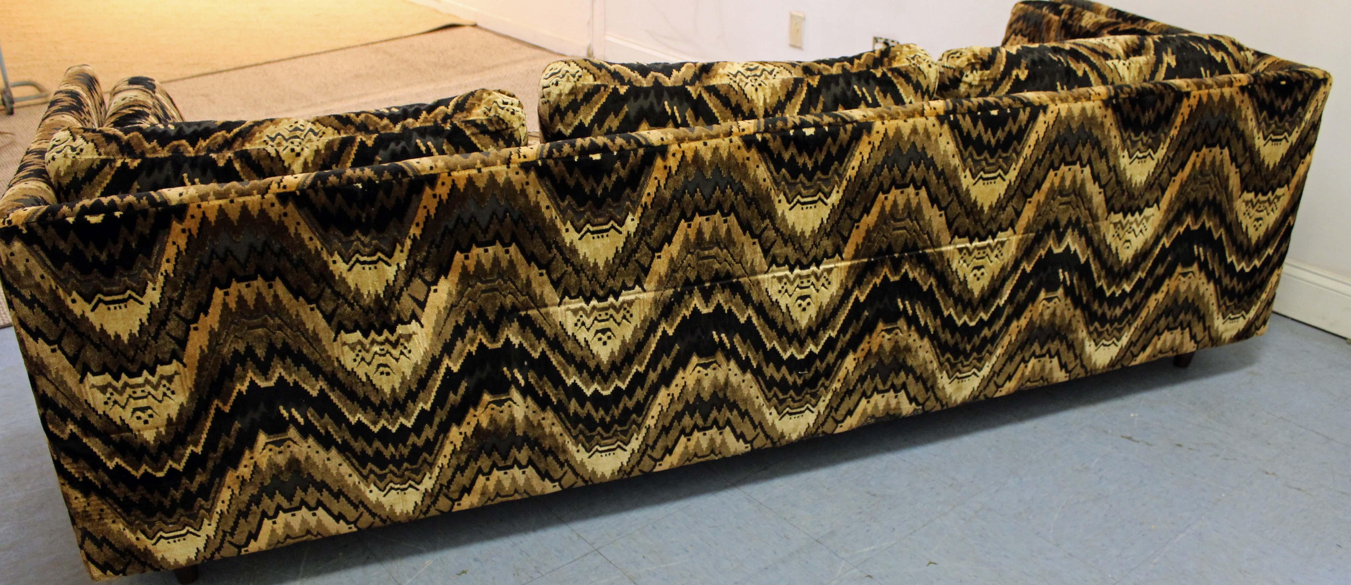 20th Century Mid-Century Modern Milo Baughman Style Selig Sofa