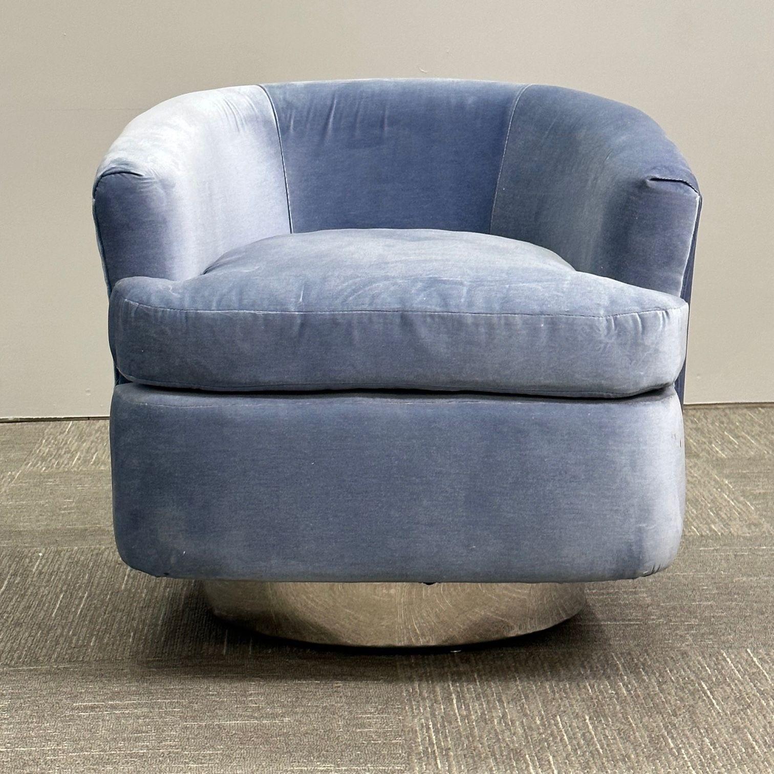 Mid-Century Modern Milo Baughman Style Swivel Chairs, Chrome Base, Blue Mohair For Sale 1