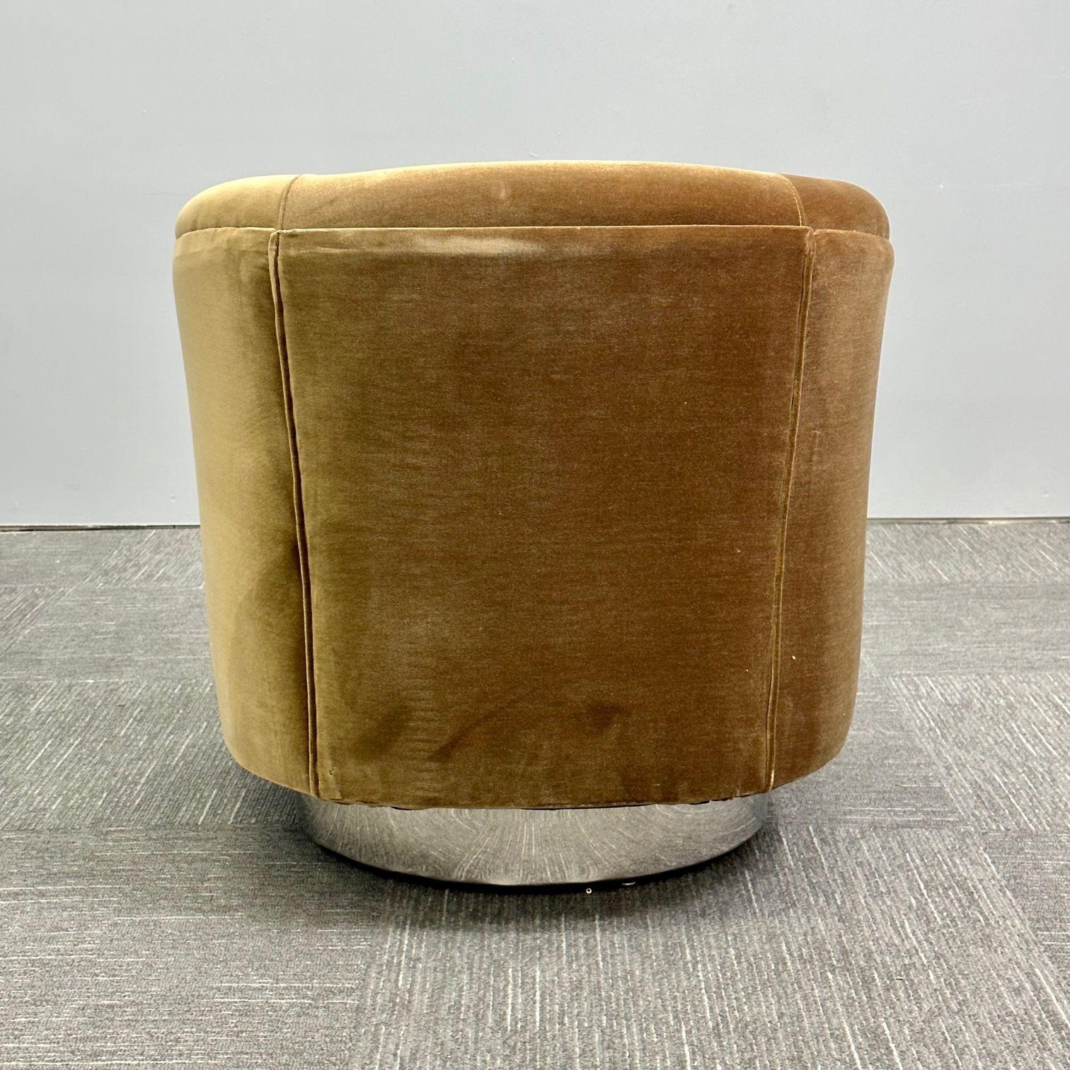 Mid-Century Modern Milo Baughman Style Swivel Chairs, Chrome Base, Brown Mohair 4