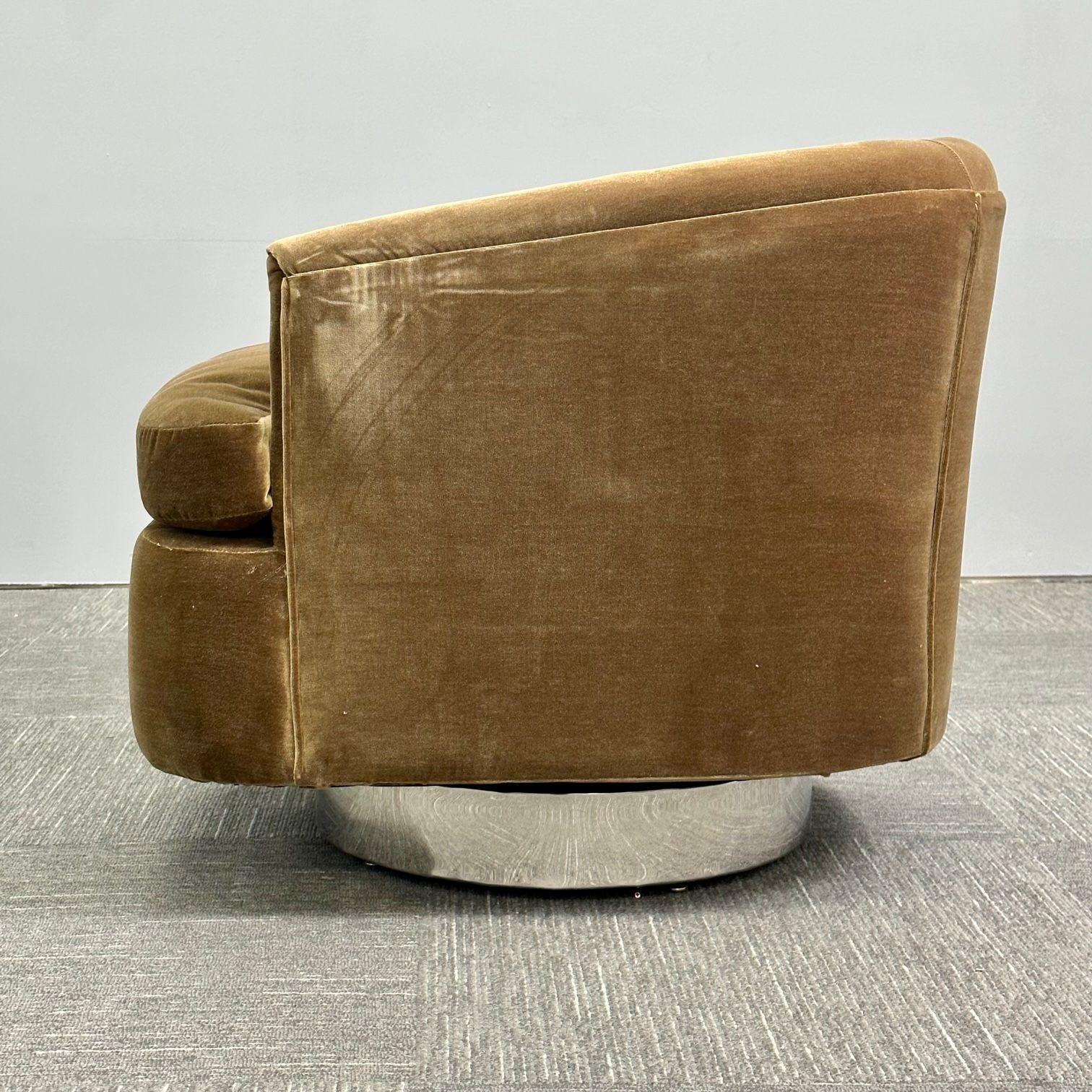 Mid-Century Modern Milo Baughman Style Swivel Chairs, Chrome Base, Brown Mohair 5