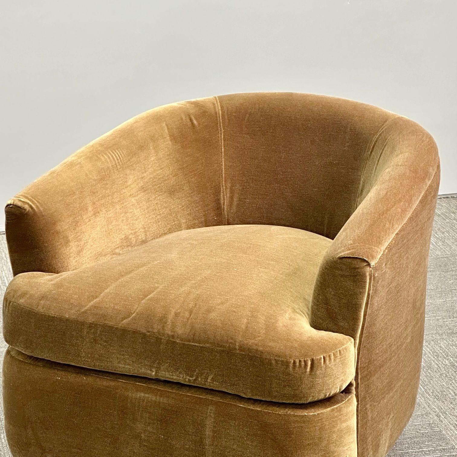 Mid-Century Modern Milo Baughman Style Swivel Chairs, Chrome Base, Brown Mohair 1