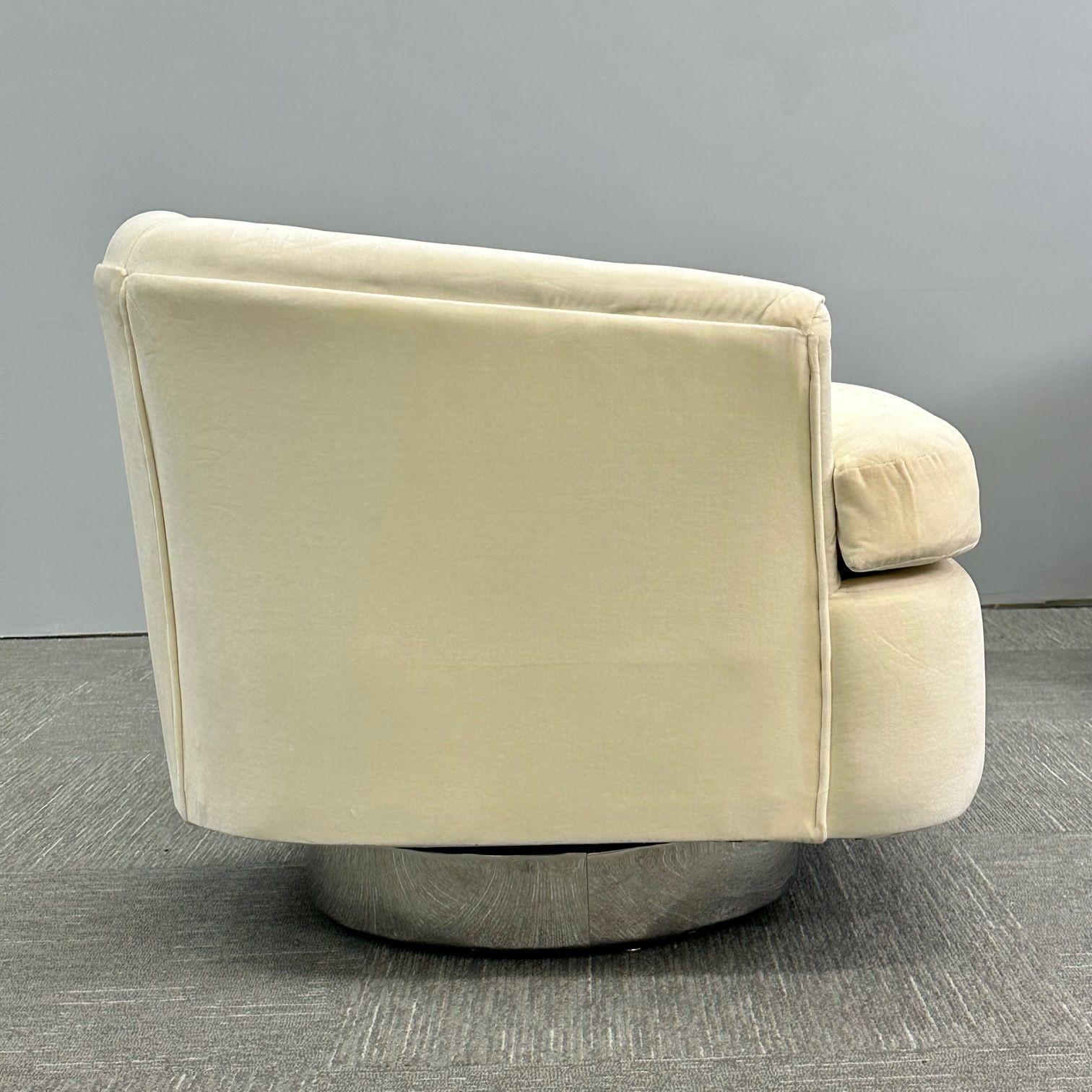 Fabric Mid-Century Modern Milo Baughman Style Swivel Chairs, Chrome Base, Cream Mohair For Sale