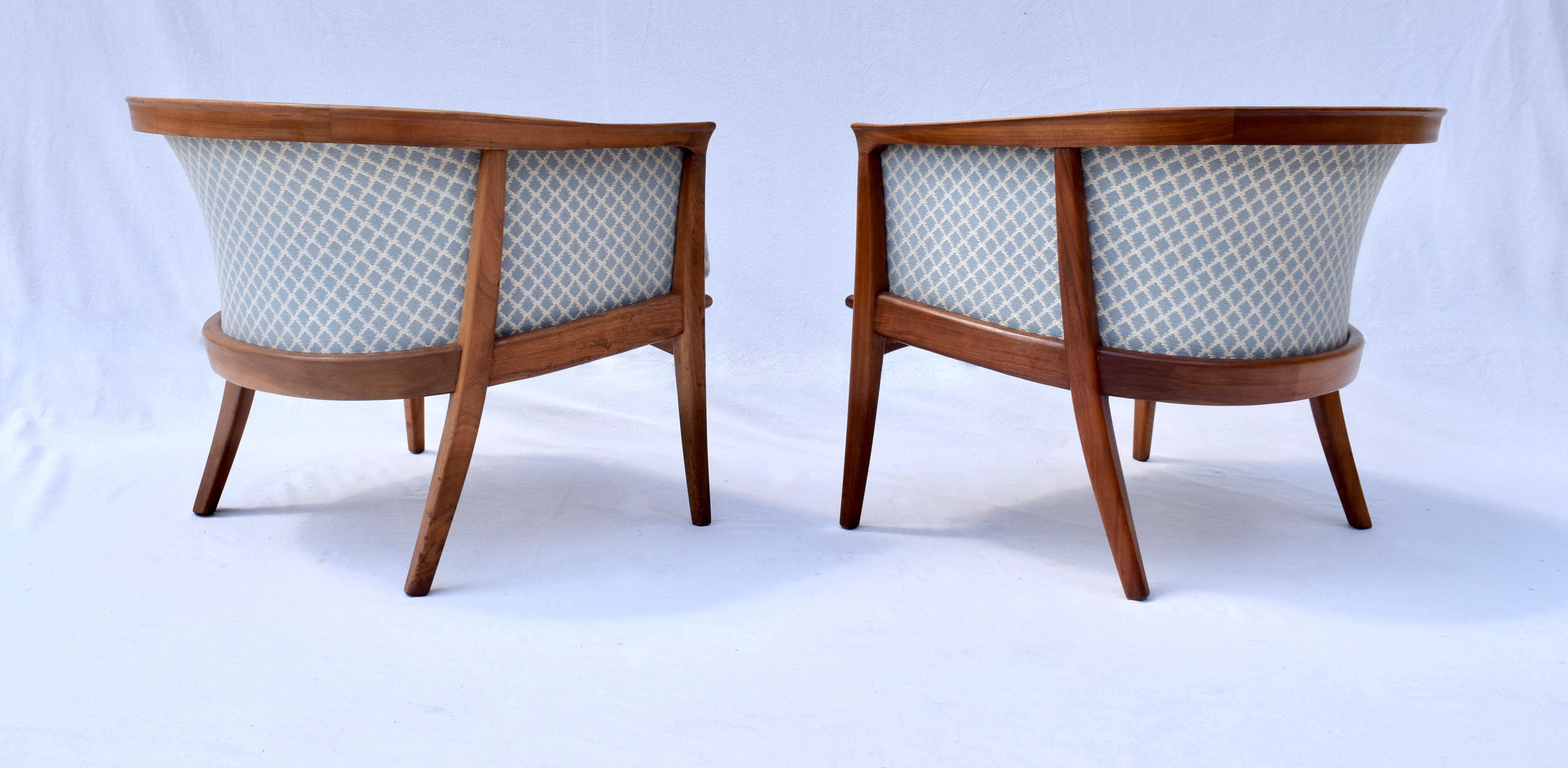 Mid-Century Modern Milo Baughman Thayer Coggin Barrel Back Club Lounge Chairs For Sale 2