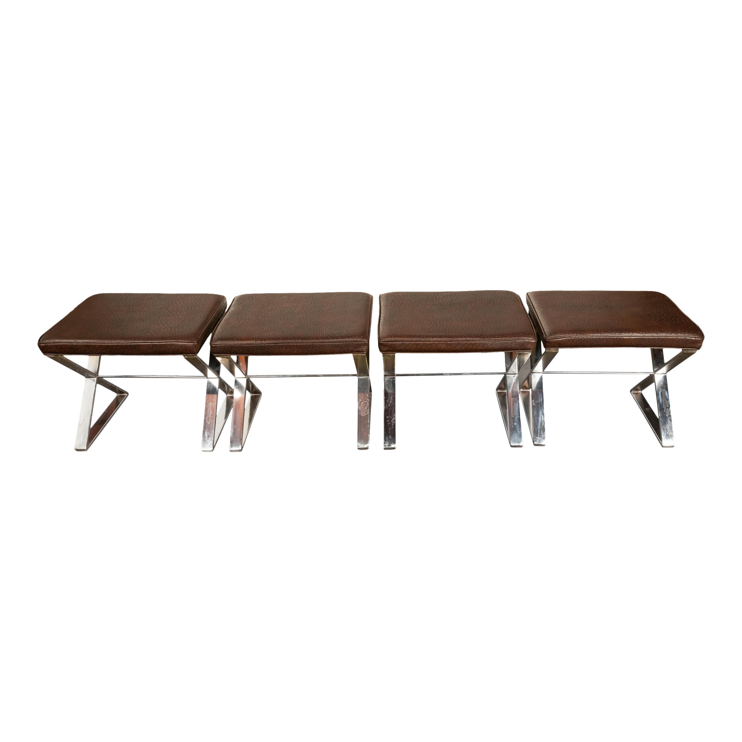 Mid-Century Modern 4 tabourets chromés mi-siècle moderne Milo Baughman Thayer Coggin en cuir d'autruche en vente