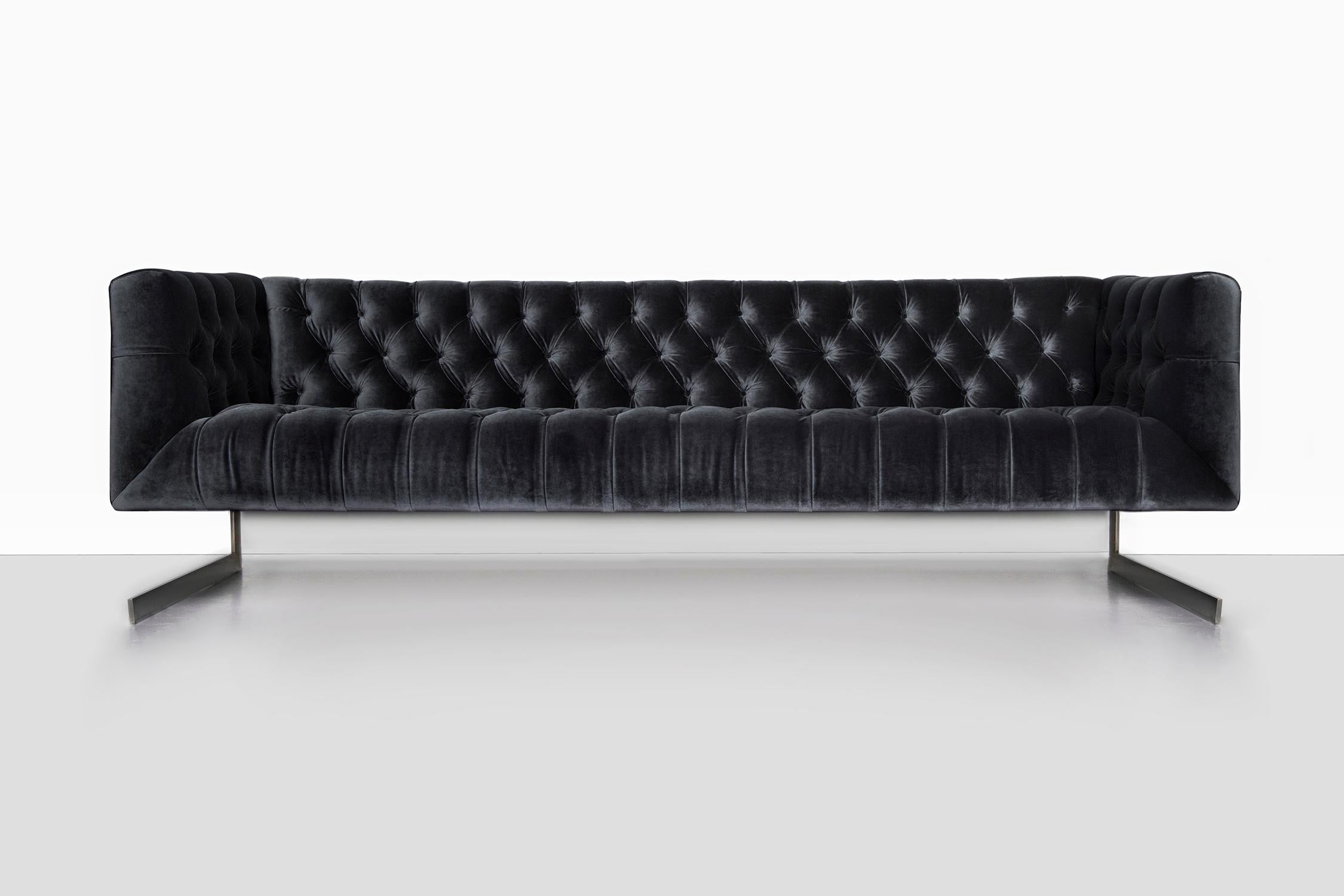 Tufted cantilever sofa

designed by Milo Baughman

USA, circa 1960s

velvet + chrome

Measures: 27 ¾” H x 88” W x 33” D x seat 17” H

fabric sample available upon request

not all furniture is on display at the gallery.