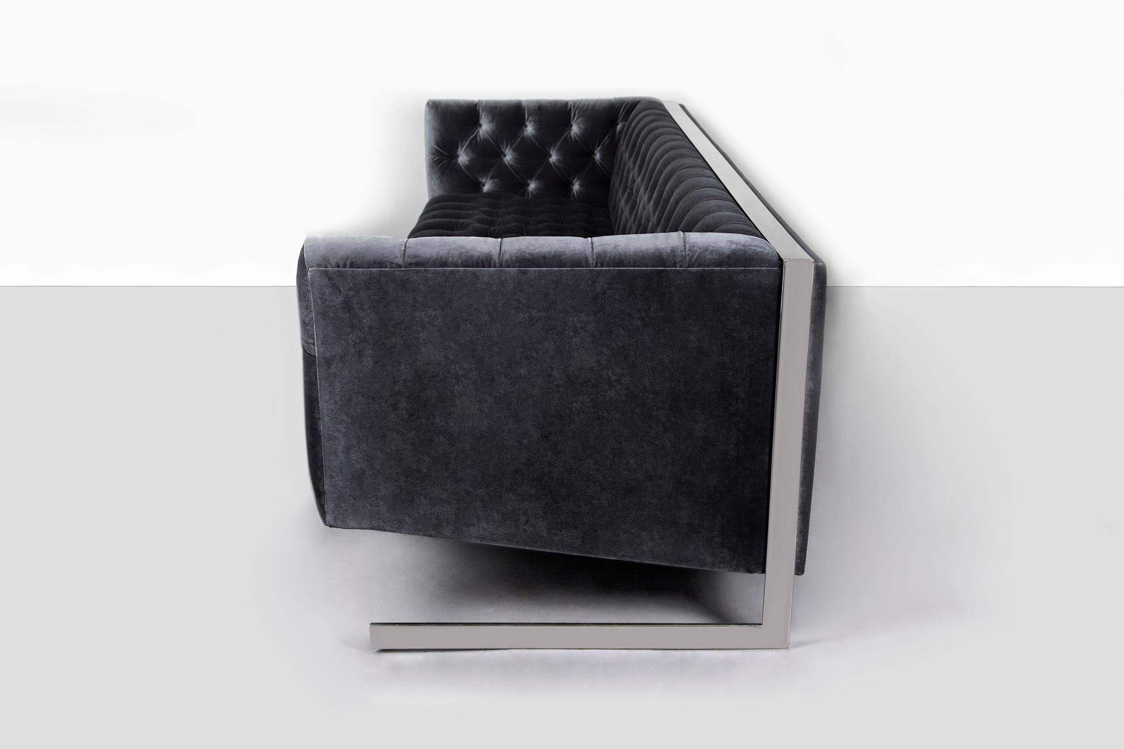 Mid-Century Modern Milo Baughman Tufted Cantilever Sofa For Sale 1