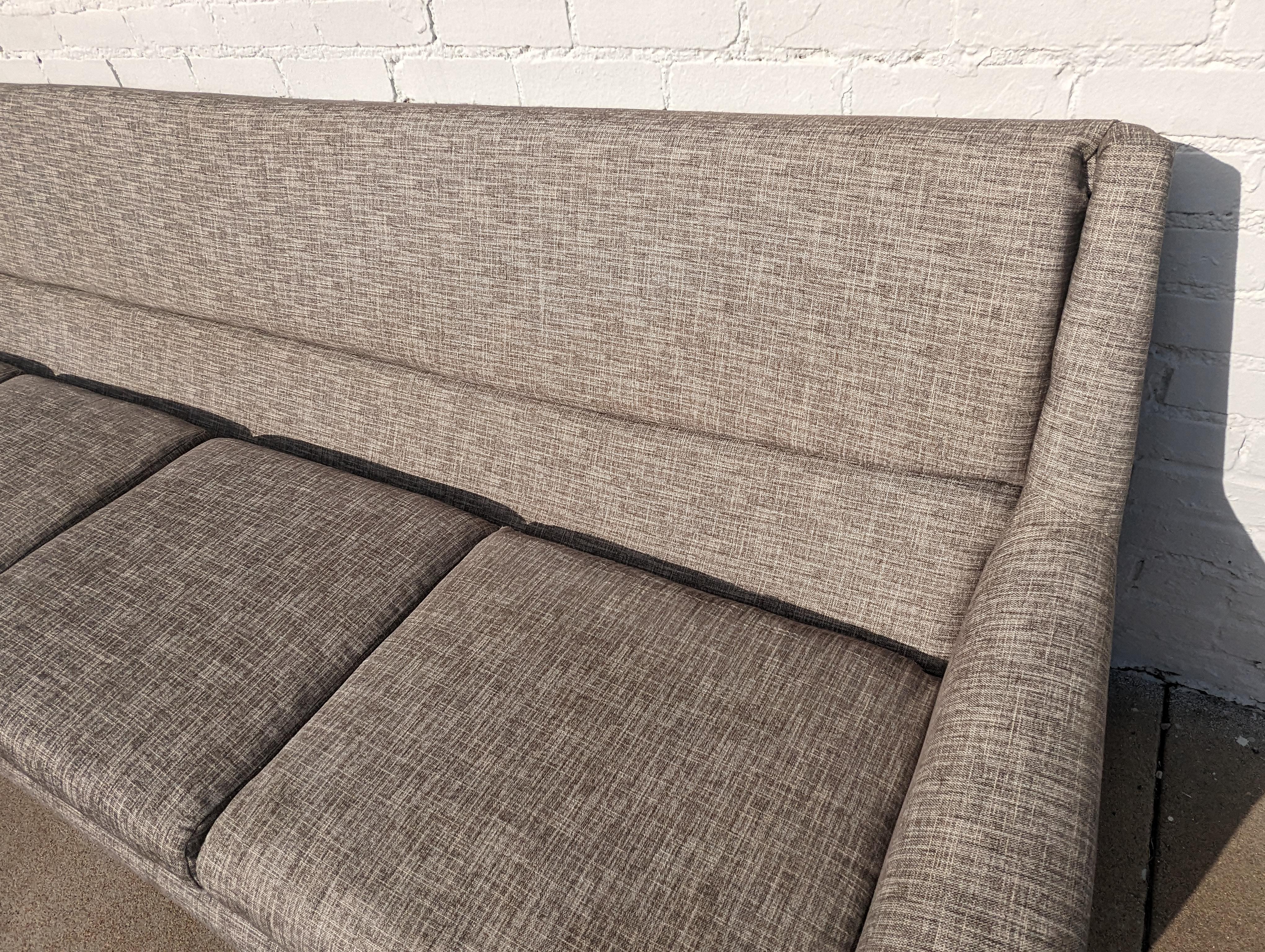 Mid Century Modern Milo Baughman Tuxedo Sofa  For Sale 4