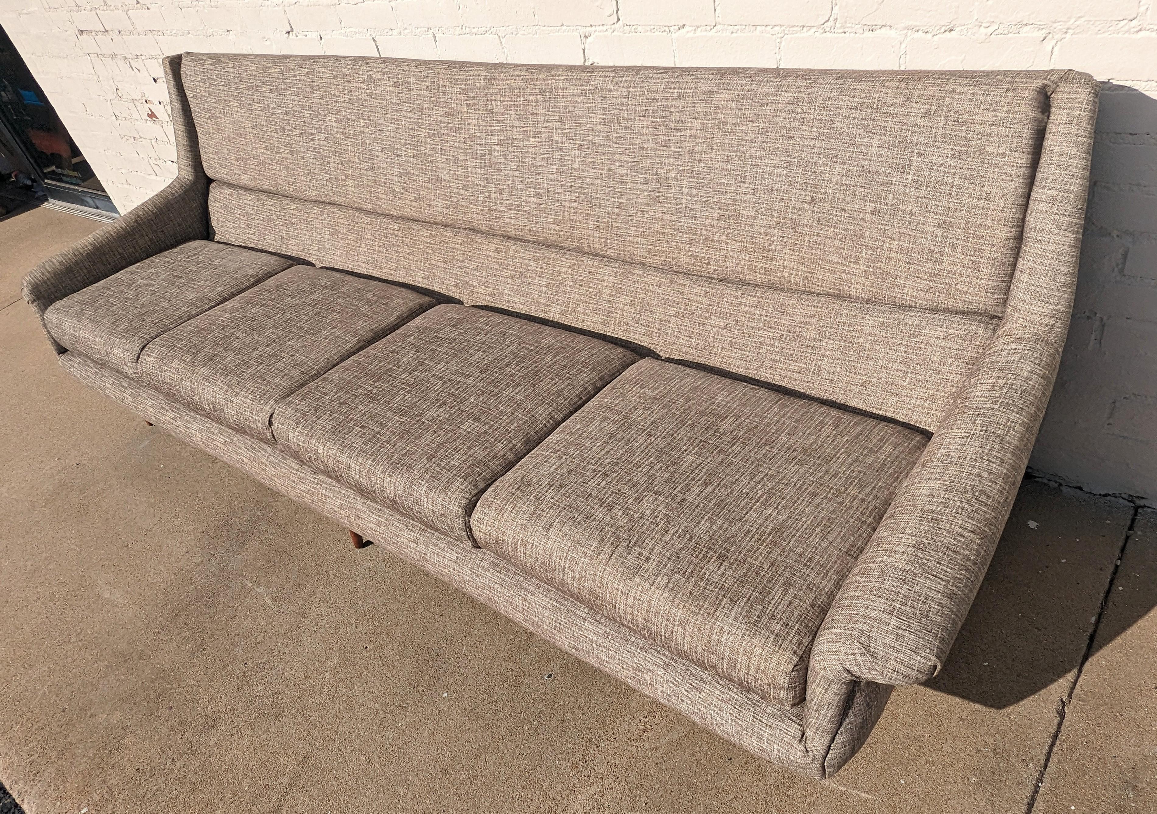 Mid Century Modern Milo Baughman Tuxedo Sofa  For Sale 1