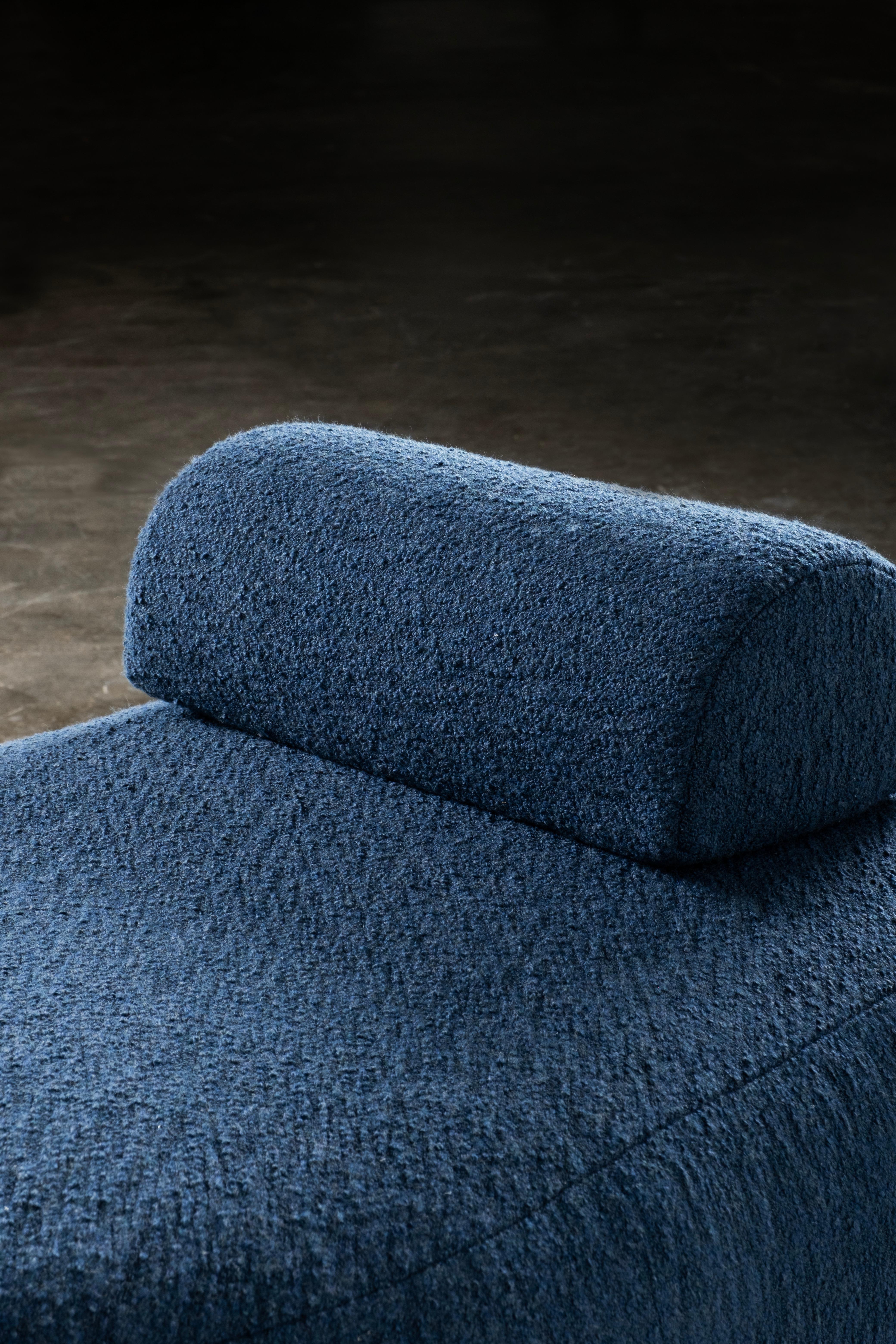 Lit de jour Minho Mid-Century Modern, Holly HUNT Bouclé, Noyer, fait main Greenapple en vente 4