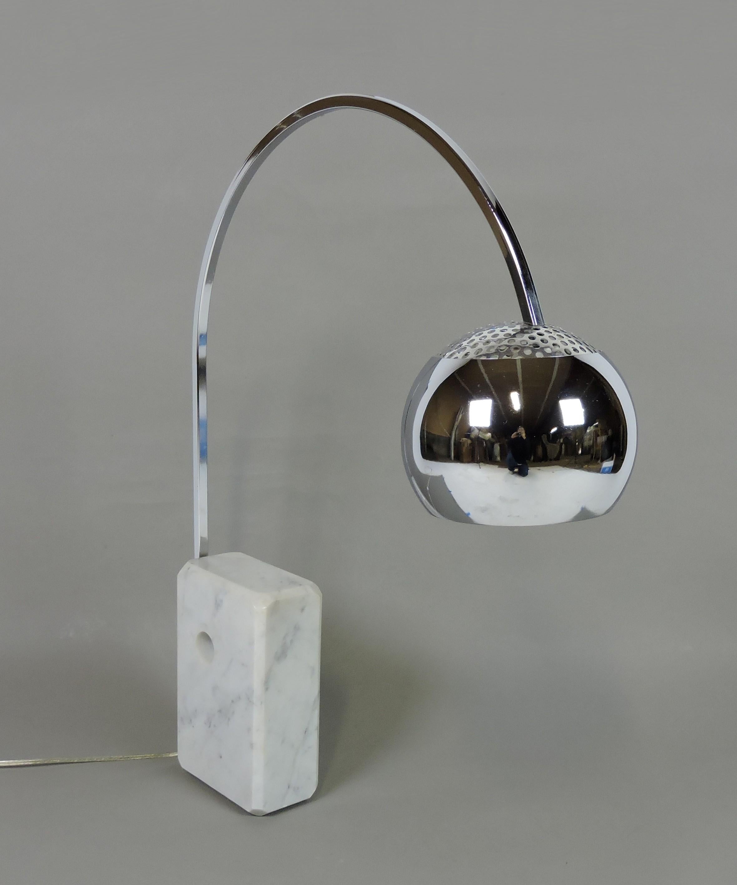 Italian Mid-Century Modern Mini Arco Table Lamp Marble and Chrome, Castiglioni Style For Sale