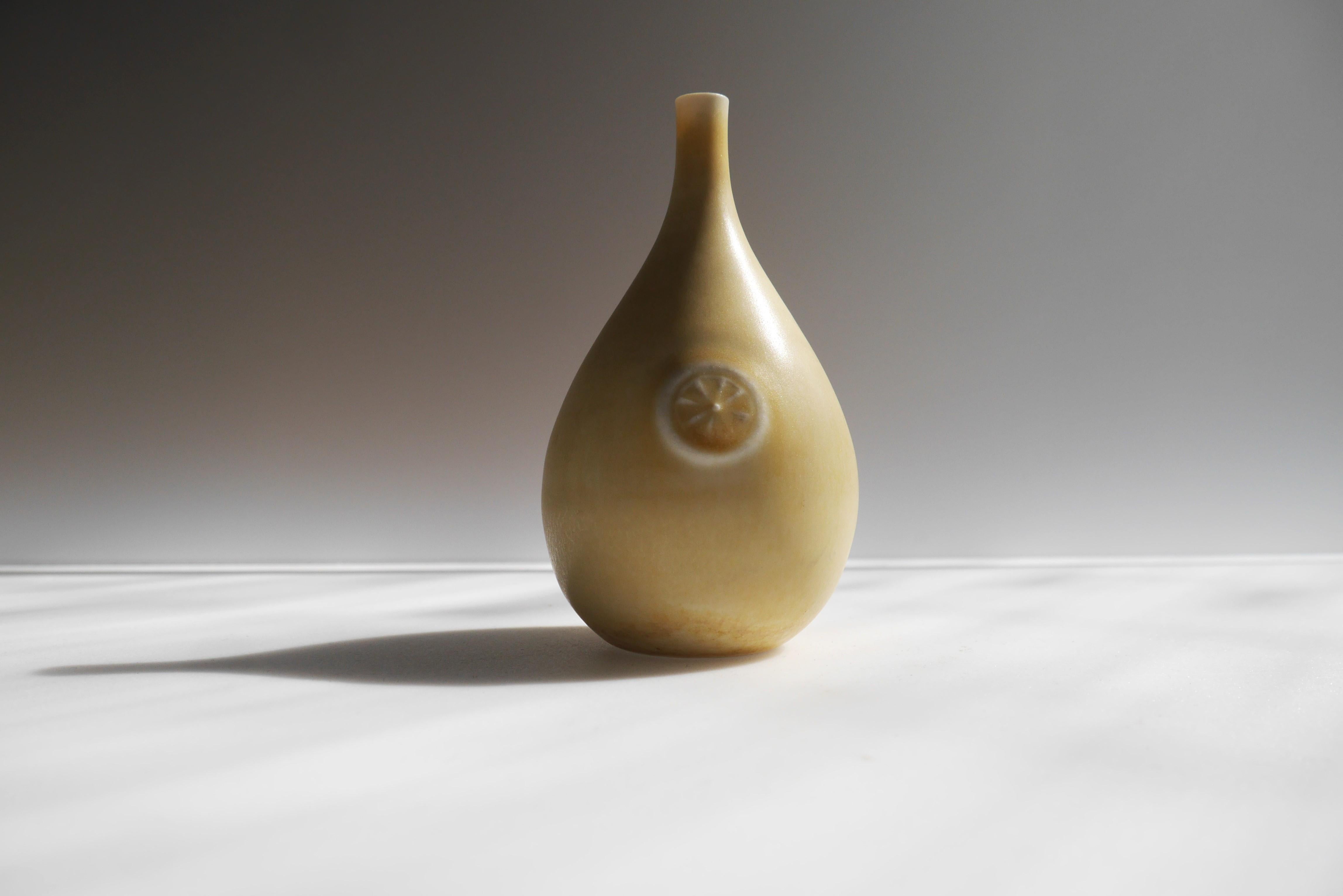 Vase miniature moderne du milieu du siècle « Castrol » de Swen Wejsfeldt, Gustavsberg en vente 3