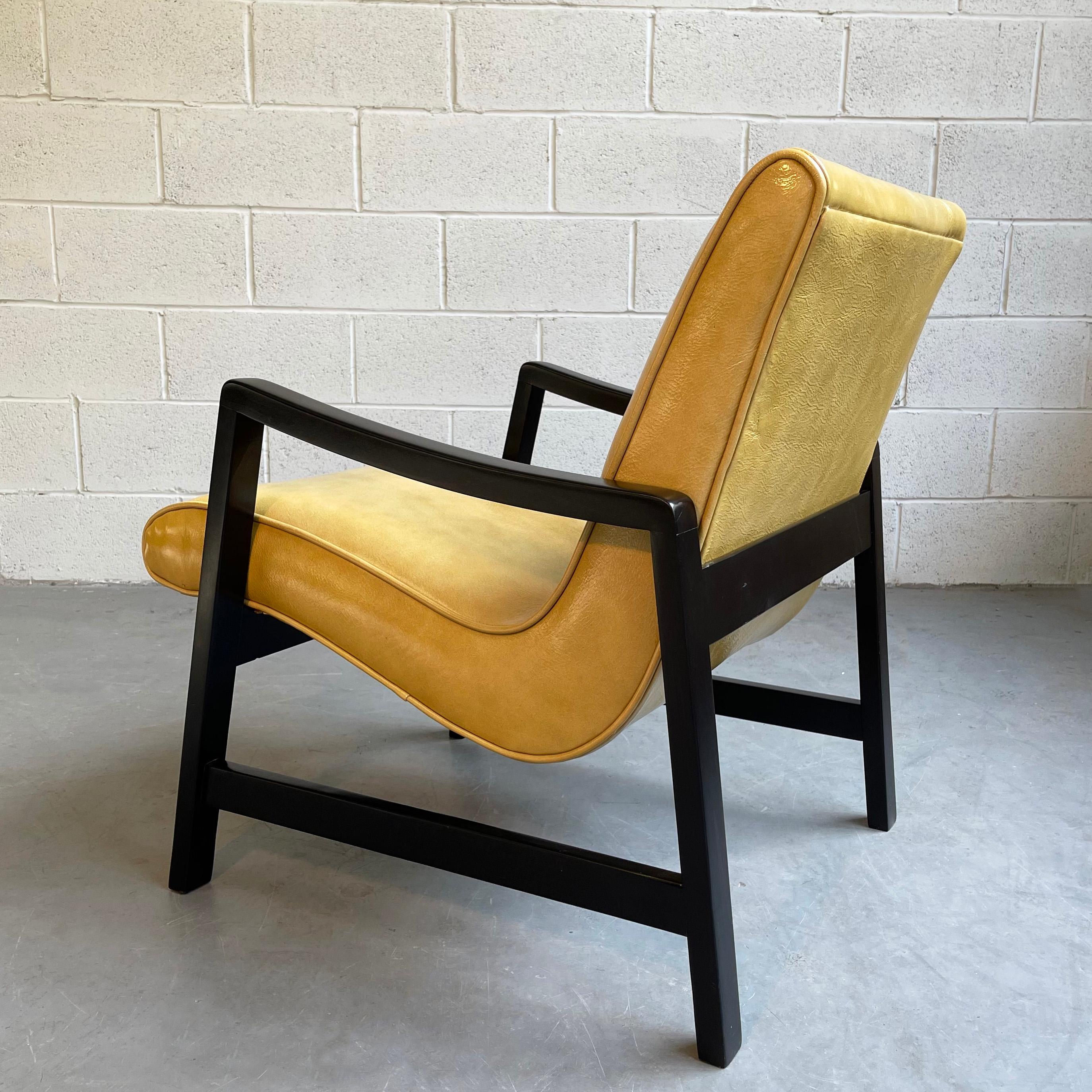 American Mid-Century Modern Scoop Leather Lounge Chair By Jens Risom For Knoll For Sale