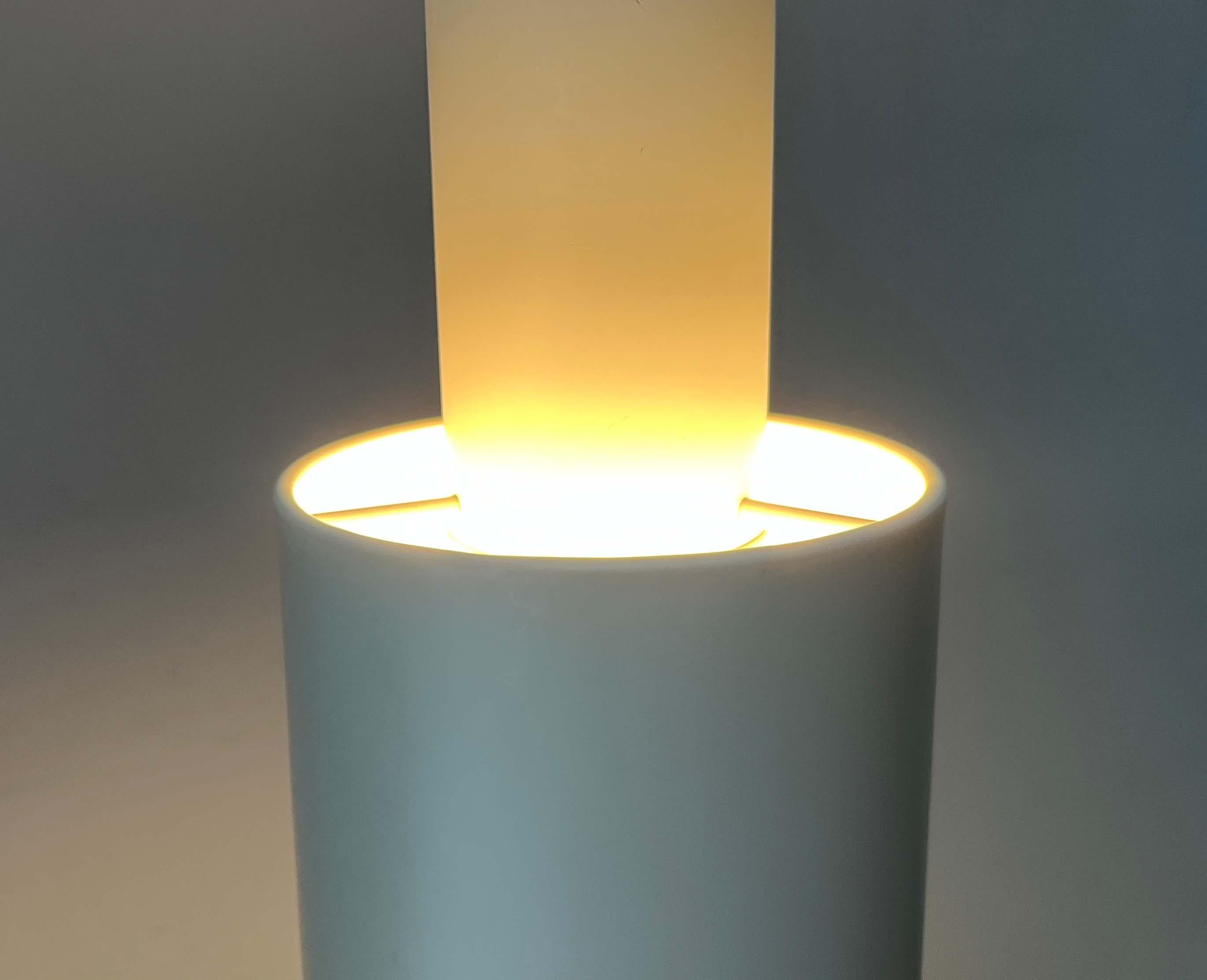 Ciondolo minimalista moderno di metà secolo A110 in metallo Alvar Aalto per Louis Poulsen in vendita 3