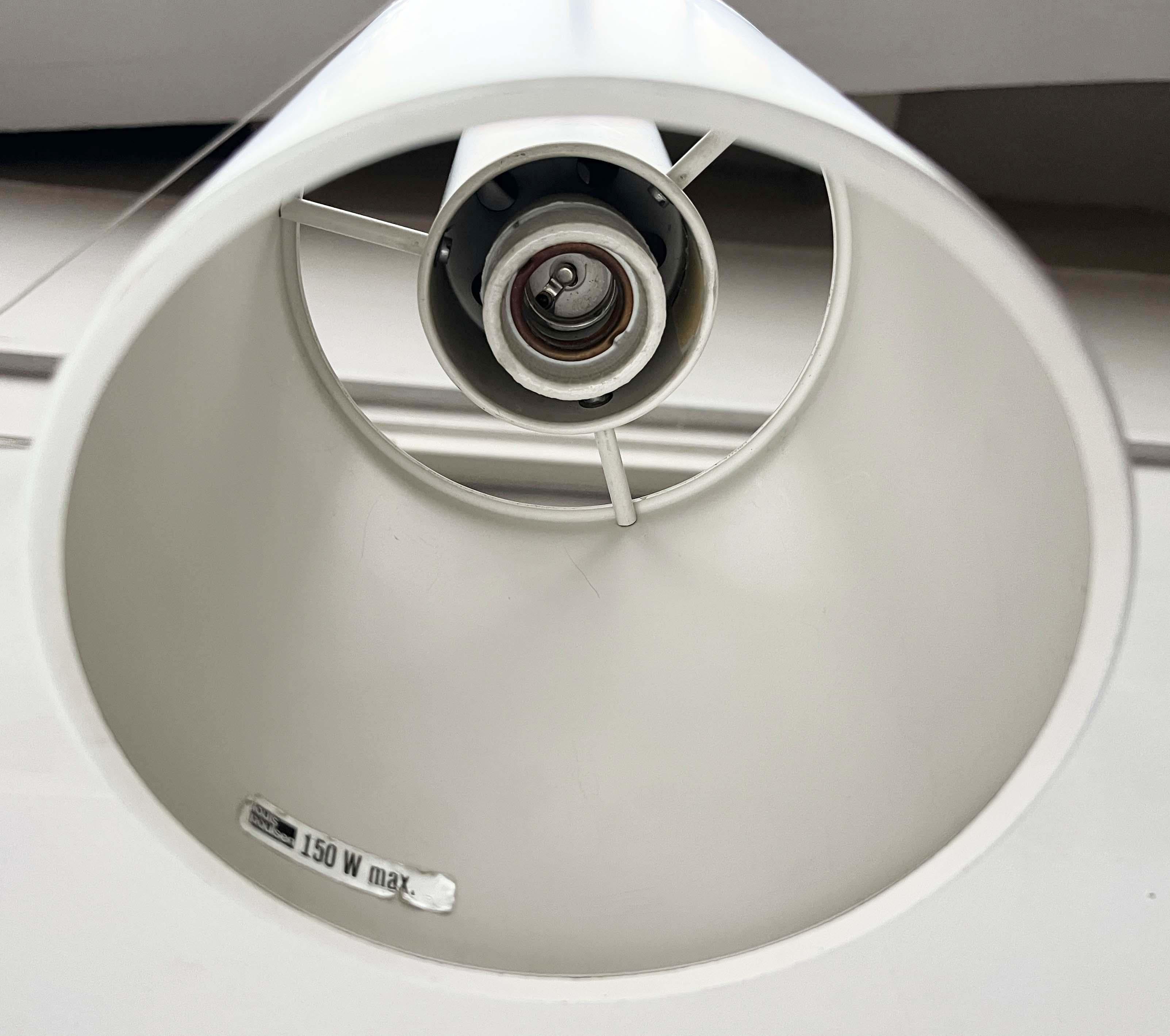 Ciondolo minimalista moderno di metà secolo A110 in metallo Alvar Aalto per Louis Poulsen in vendita 9