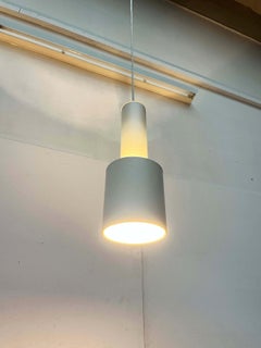 Minimalistische A110 Metall-Hängeleuchte aus der Jahrhundertmitte Alvar Aalto für Louis Poulsen