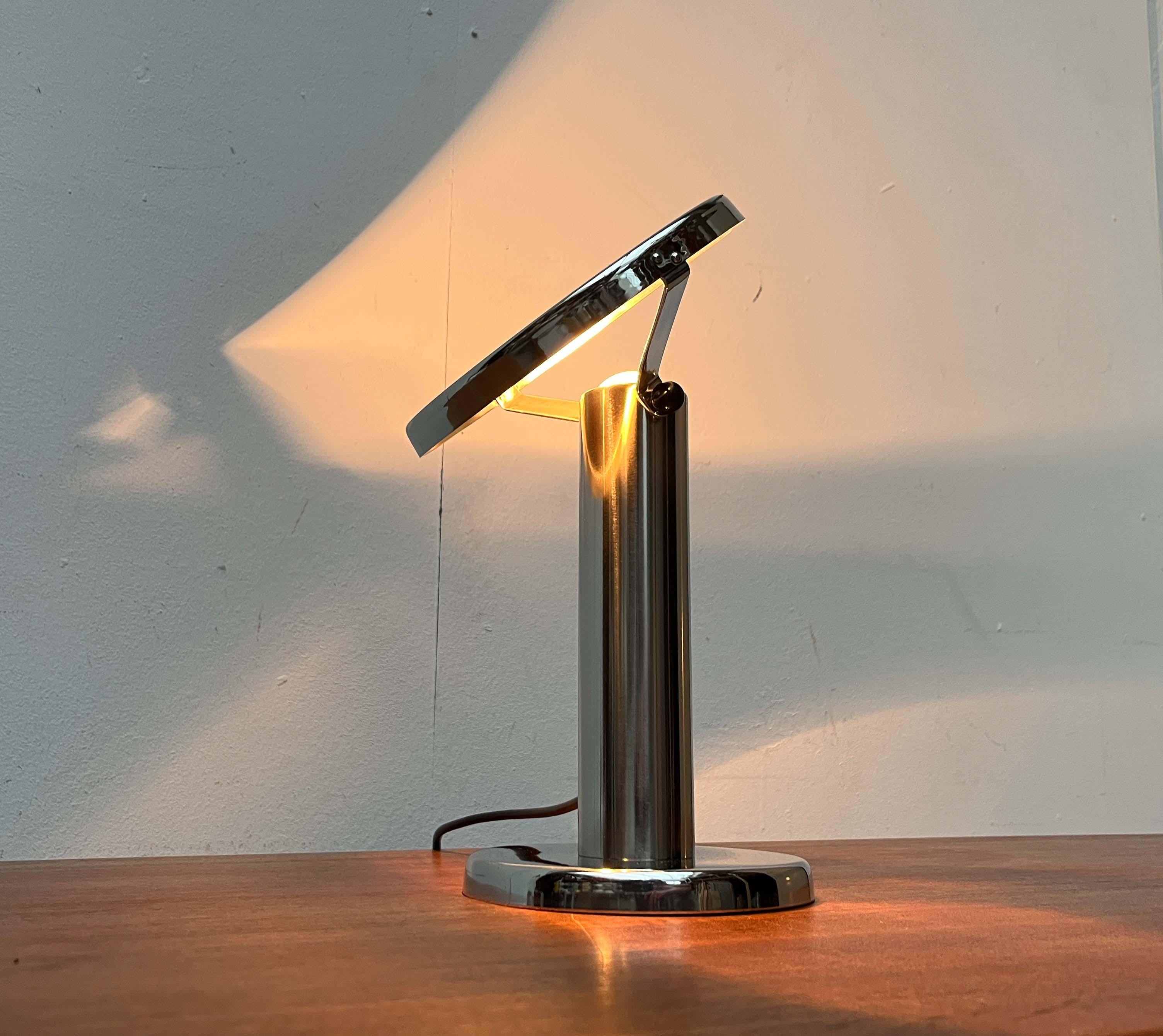 Mid-Century Modern Minimalist adjustable Table Lamp, 1960s im Angebot 13