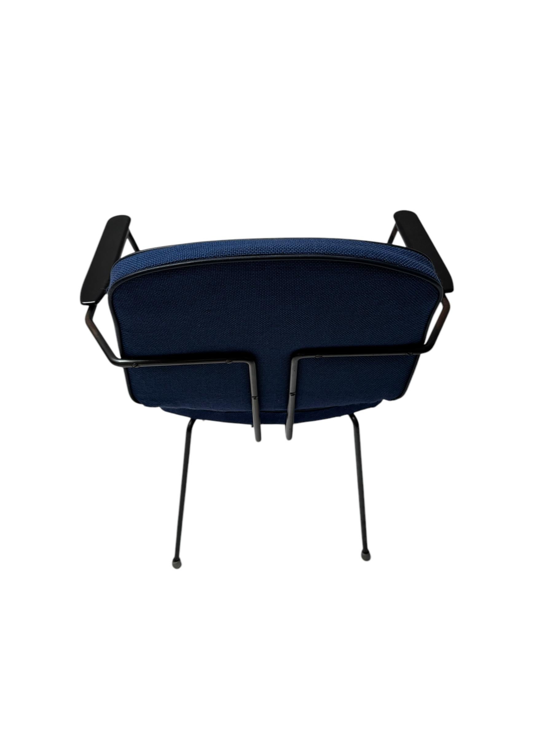 Sillón minimalista moderno de mediados de siglo de Rudolf Wolf para Elsrijk, años 50 Esmaltado en venta