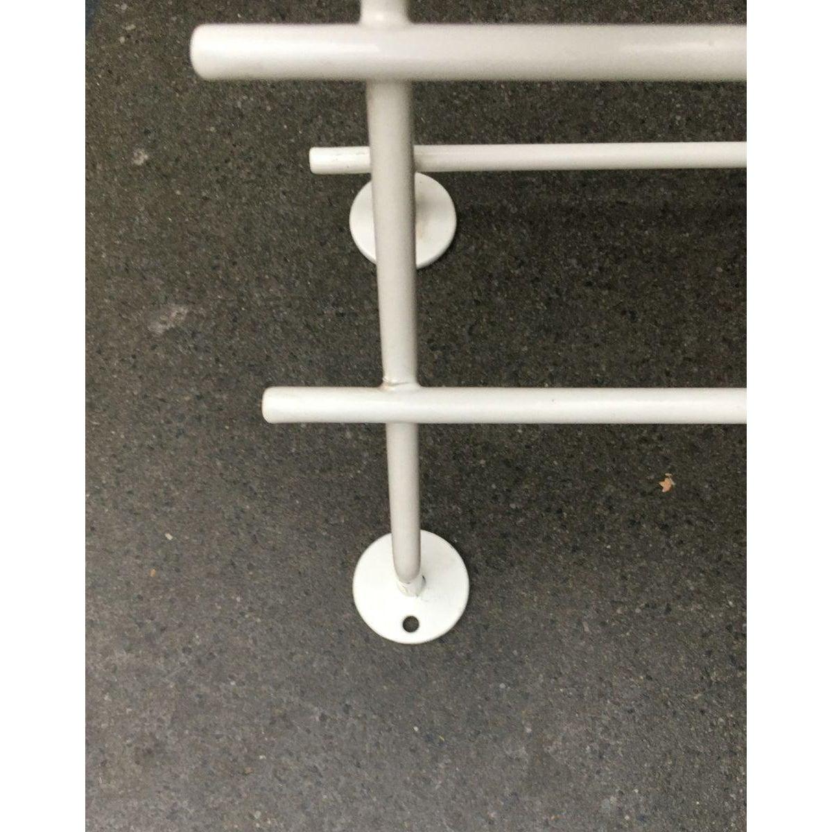 Metallo Appendiabiti minimalista moderno di metà secolo in metallo, anni '60 in vendita