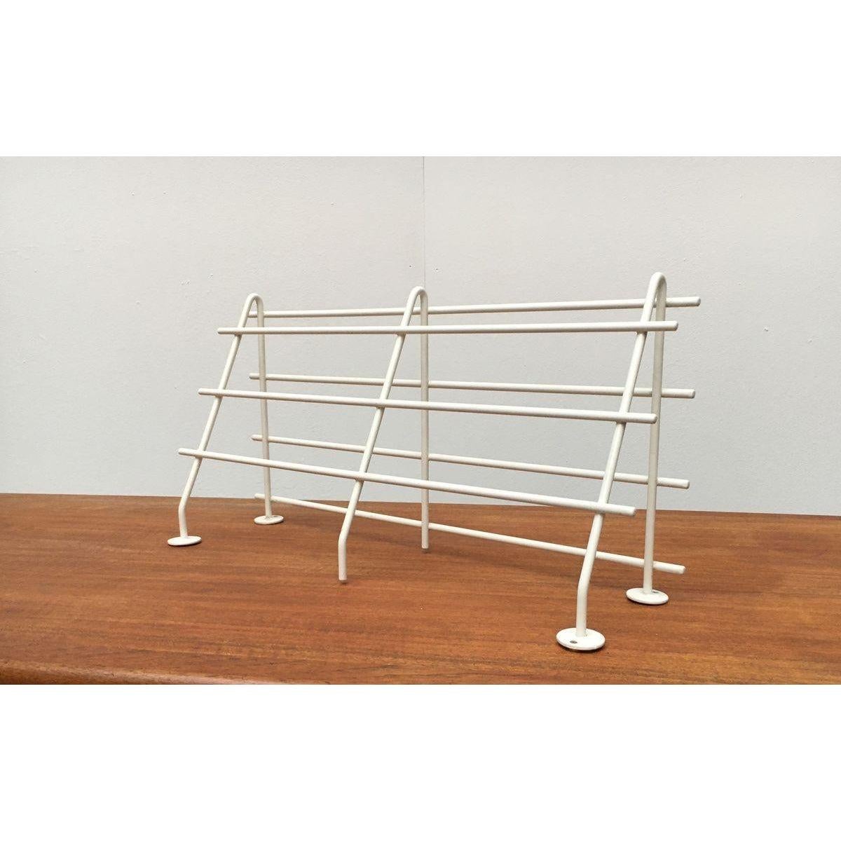 Appendiabiti minimalista moderno di metà secolo in metallo, anni '60 in vendita 1