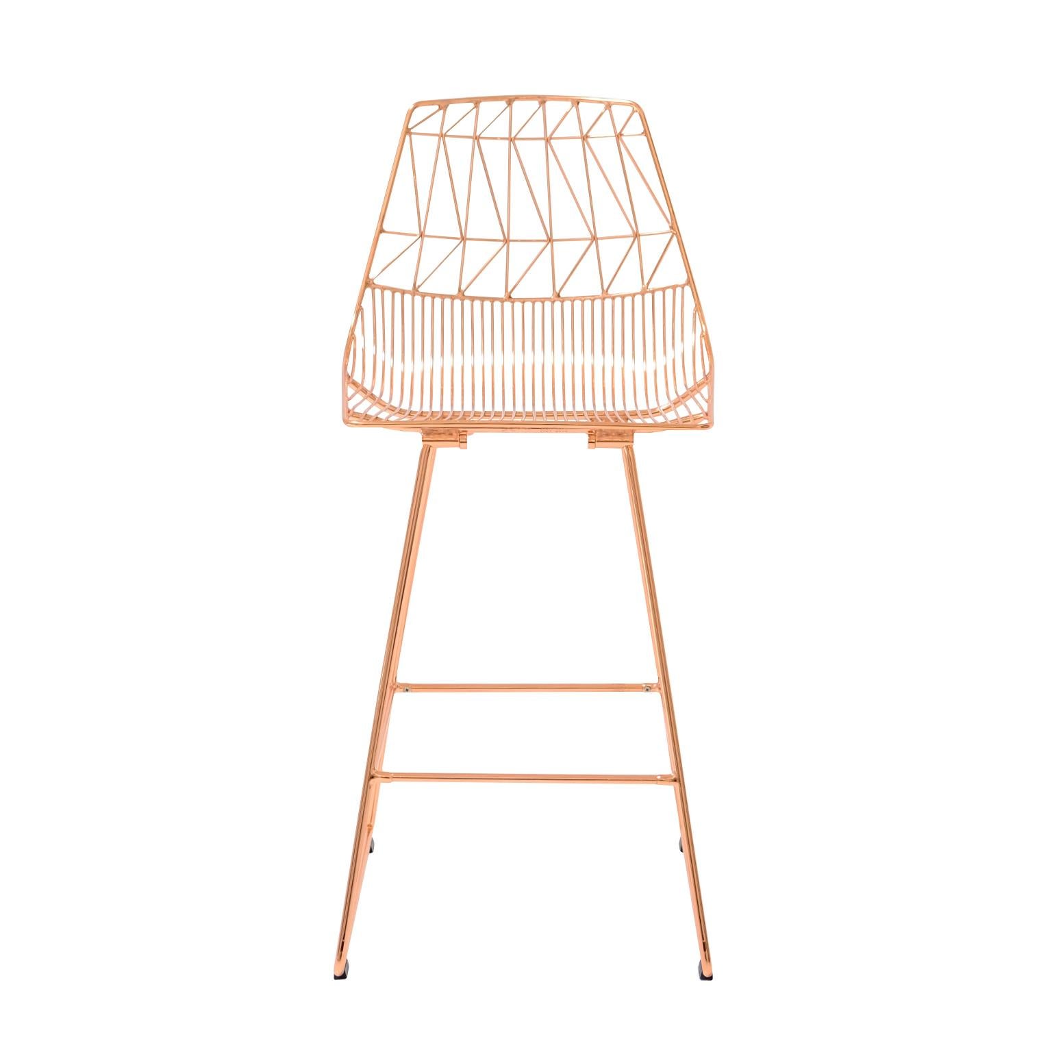 Bend Goods Meubles en fil métallique
Le tabouret de comptoir Lucy est présent dans des projets commerciaux du monde entier, de Los Angeles à Paris. Avec le design contemporain en fil métallique de la chaise Lucy de Bend Goods et une variété de