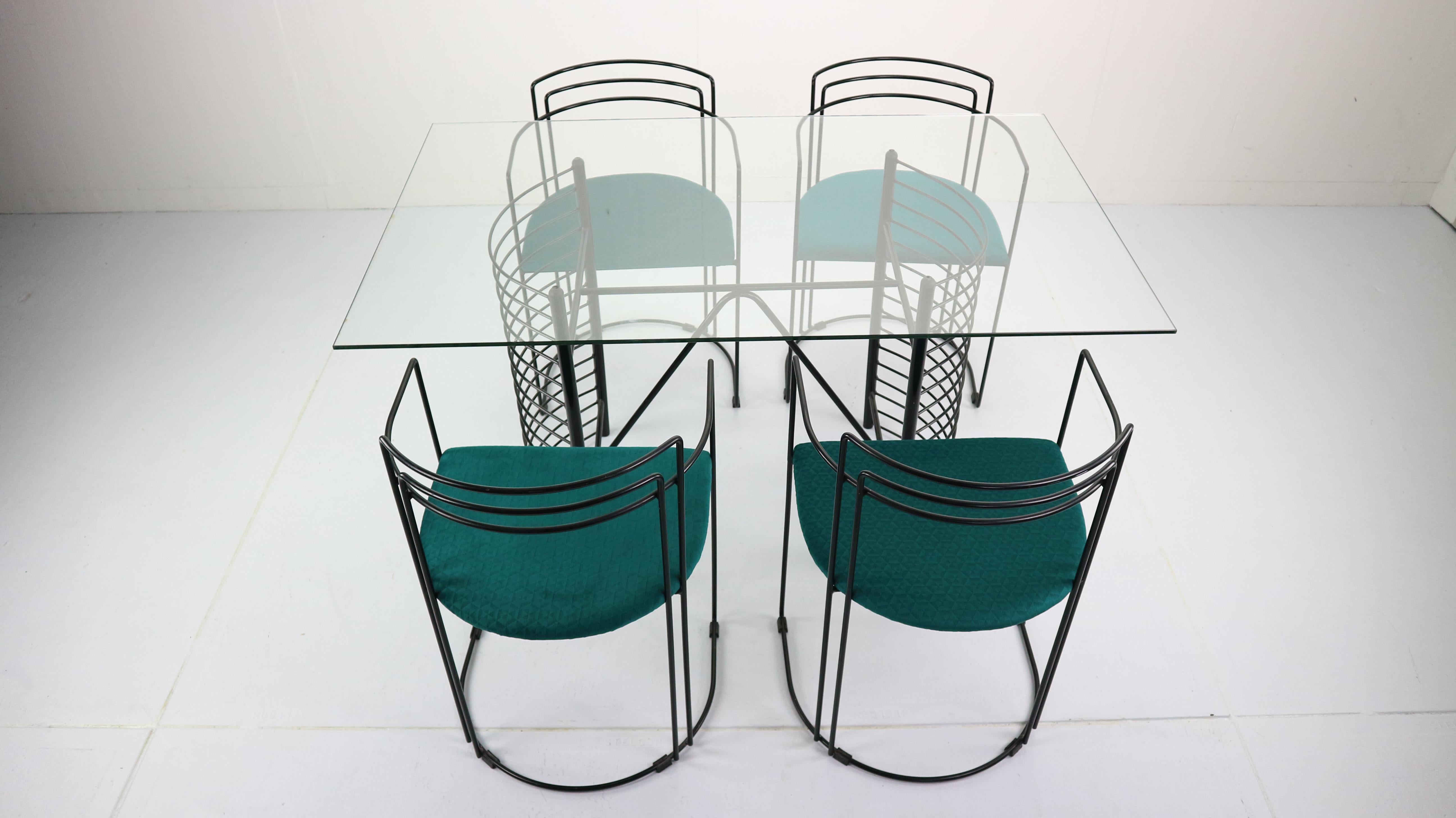 Mid- Century Modern Minimalist Design Dining Room Set, 1970s In Good Condition In The Hague, NL