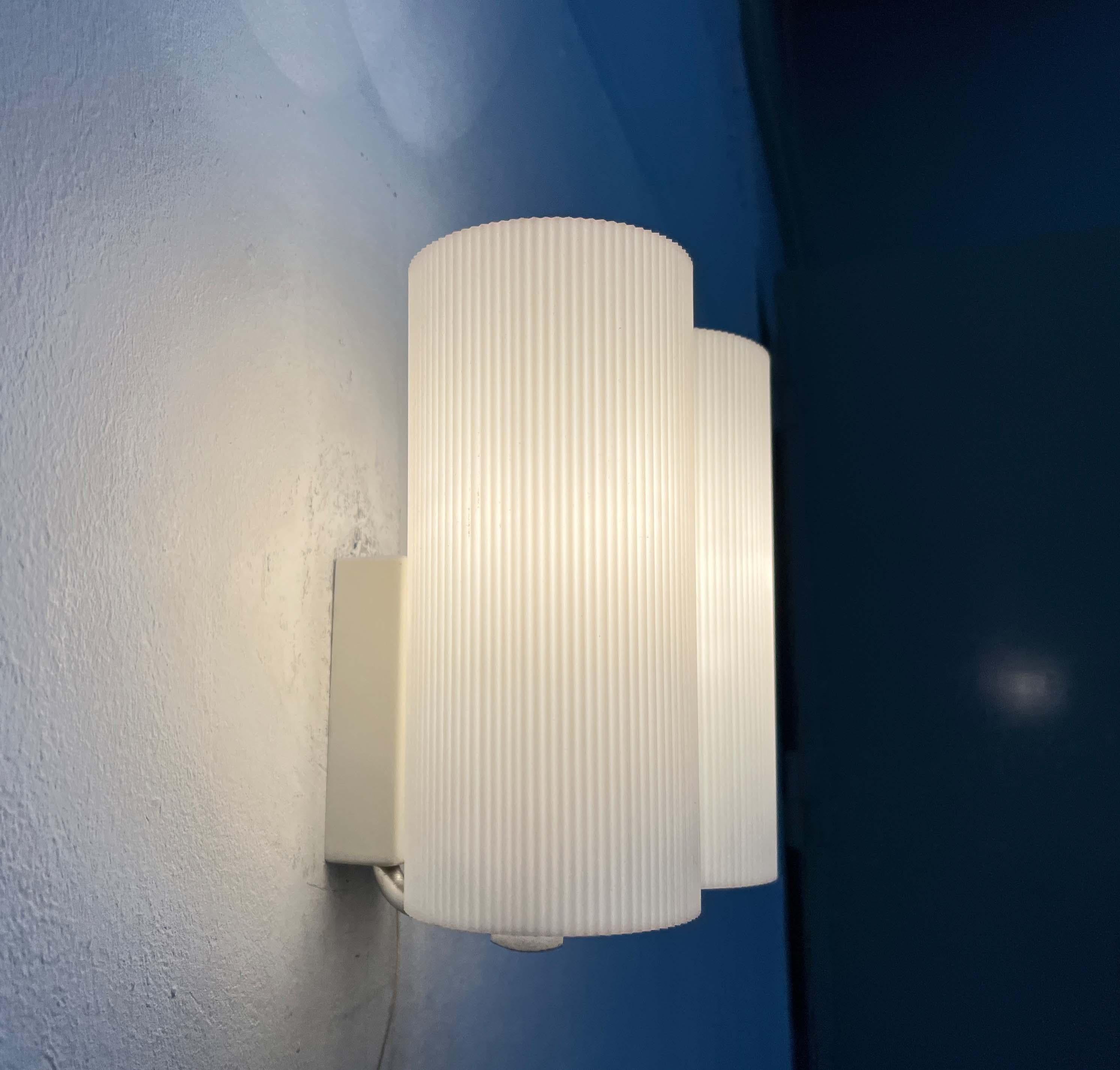 Lámpara de pared doble minimalista moderna de mediados de siglo de Erco, Alemania, años 60 en venta 3