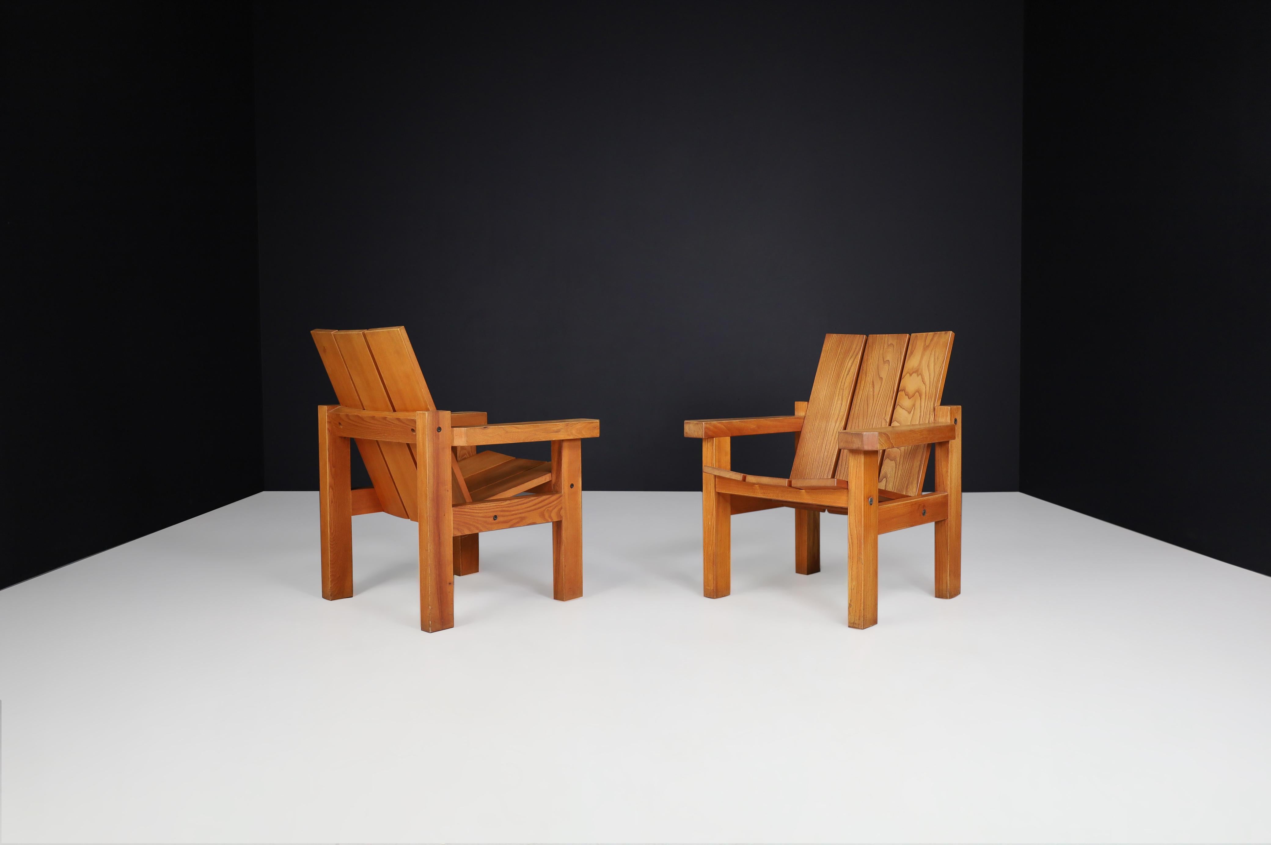 20ième siècle Chaises longues minimalistes en orme massif de style moderne du milieu du siècle, France, années 1960 en vente