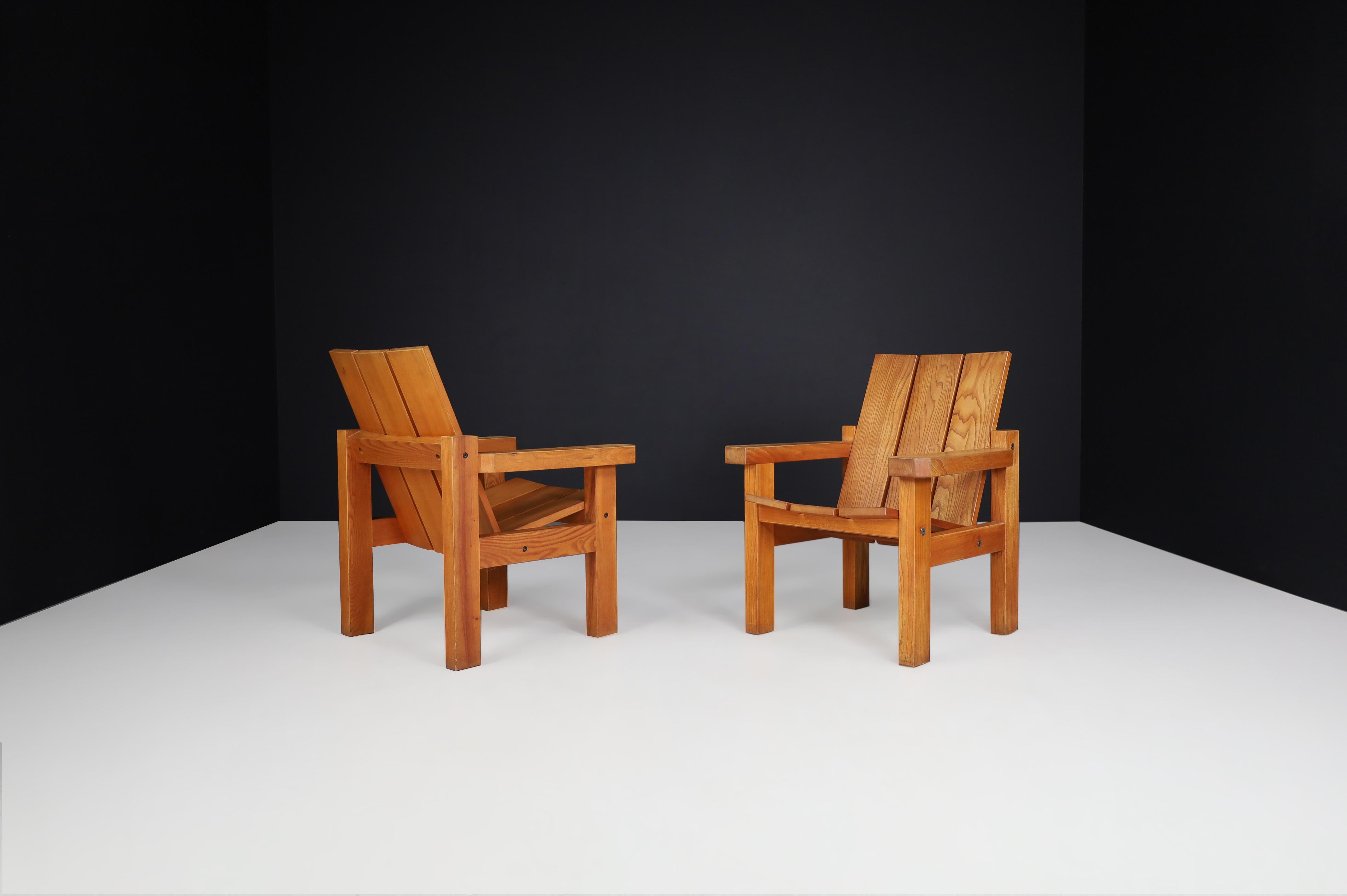 Mid-Century Modern, Minimalist Lounge Chairs in Solid Elm, France 1960s For Sale 1