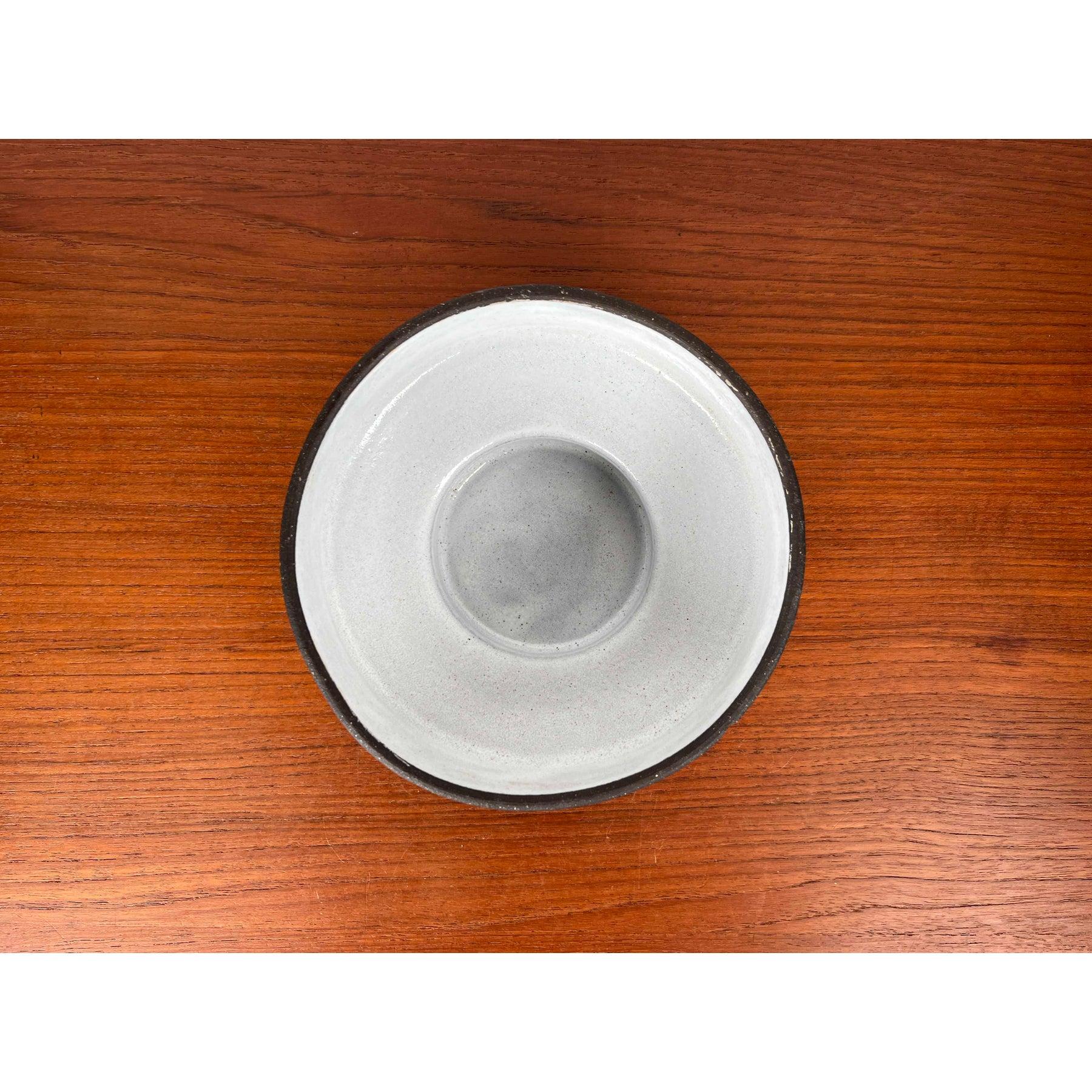 Mid-Century Modern Minimalist Studio Pottery Vase, 1960s In Good Condition For Sale In Hamburg, DE