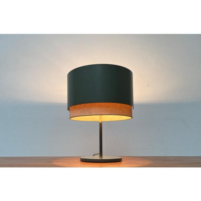 Minimalistische schwenkbare Tischleuchte, 1960er Jahre, Mitte des Jahrhunderts (20. Jahrhundert) im Angebot