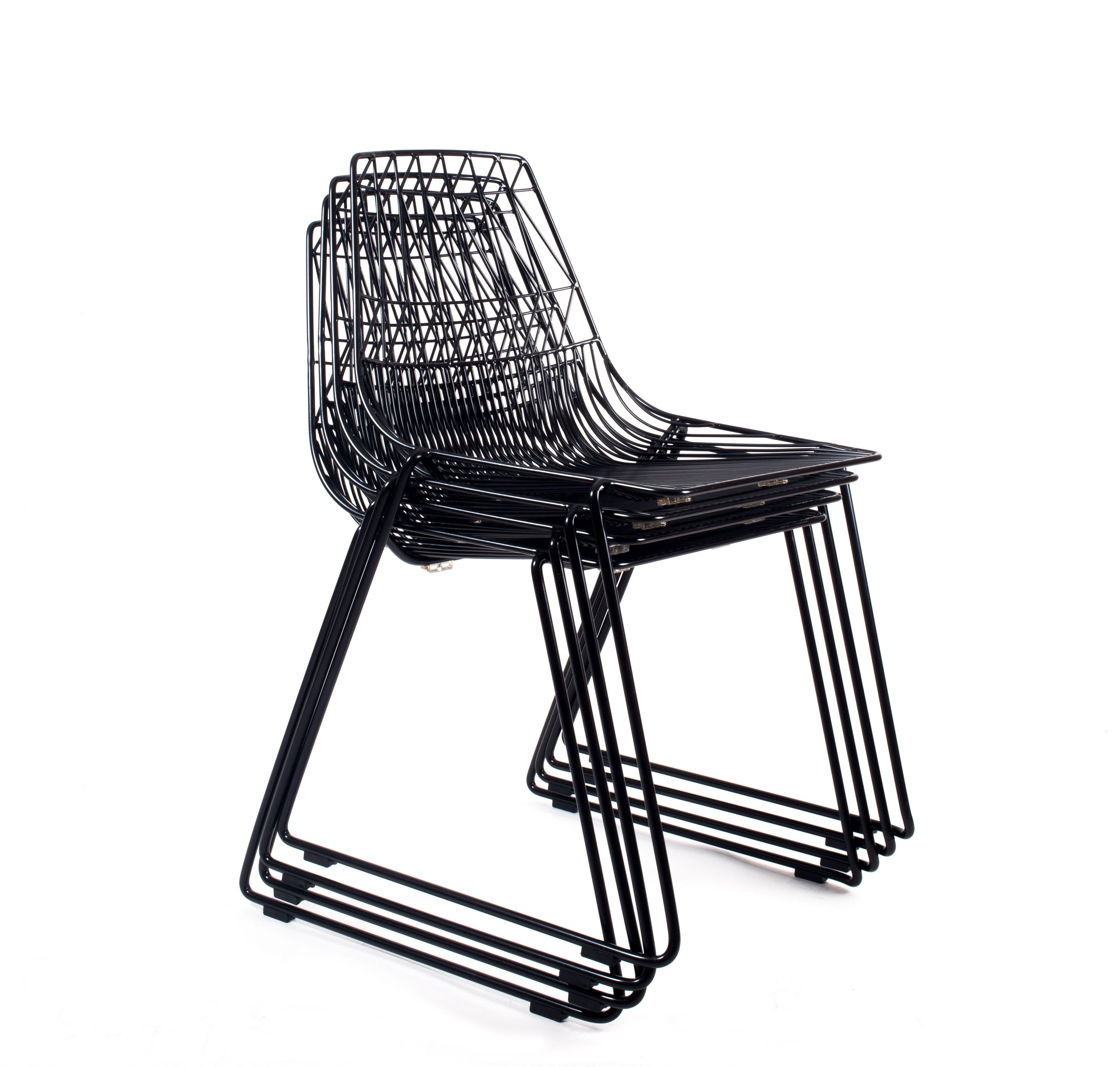 Mid-Century Modern Chaise en fil métallique moderne du milieu du siècle dernier, minimaliste, chaise d'appoint empilable en noir en vente