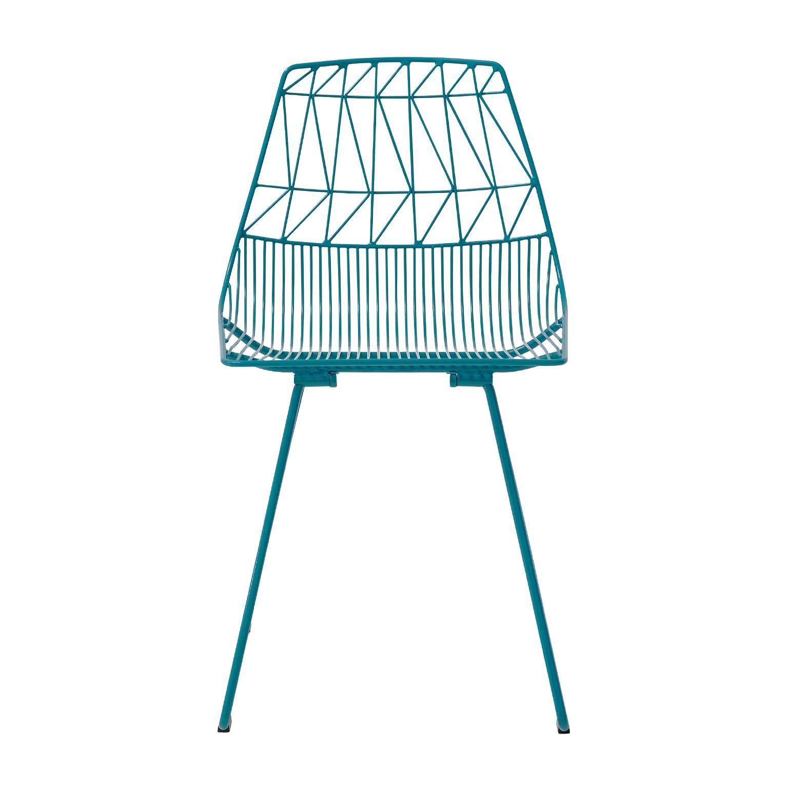 Cette nouvelle chaise Classic, inspirée des designs du milieu du siècle dernier, a révolutionné l'industrie du mobilier en fil de fer avec son design épuré, avant-gardiste et frais. La chaise d'appoint Lucy est durable pour les projets commerciaux