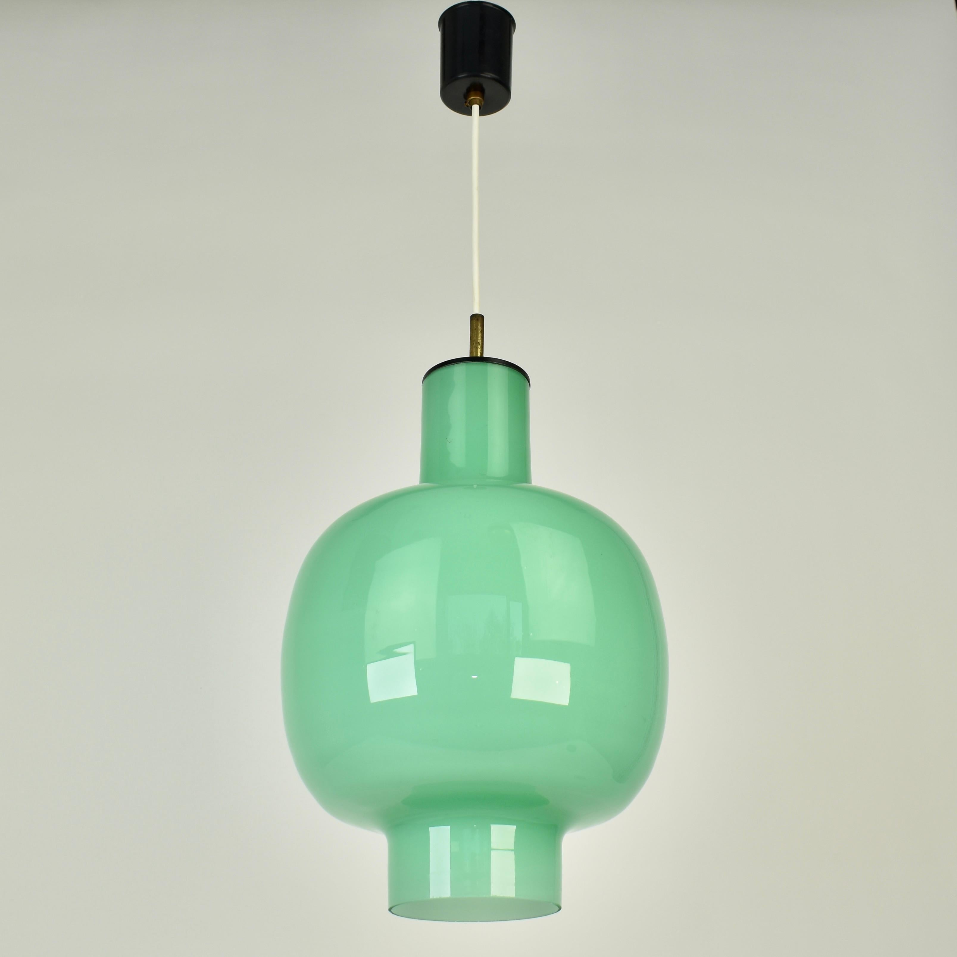 Lampada a sospensione in vetro verde menta della modernità di metà secolo attribuita a Gino Vistosi in vendita 3