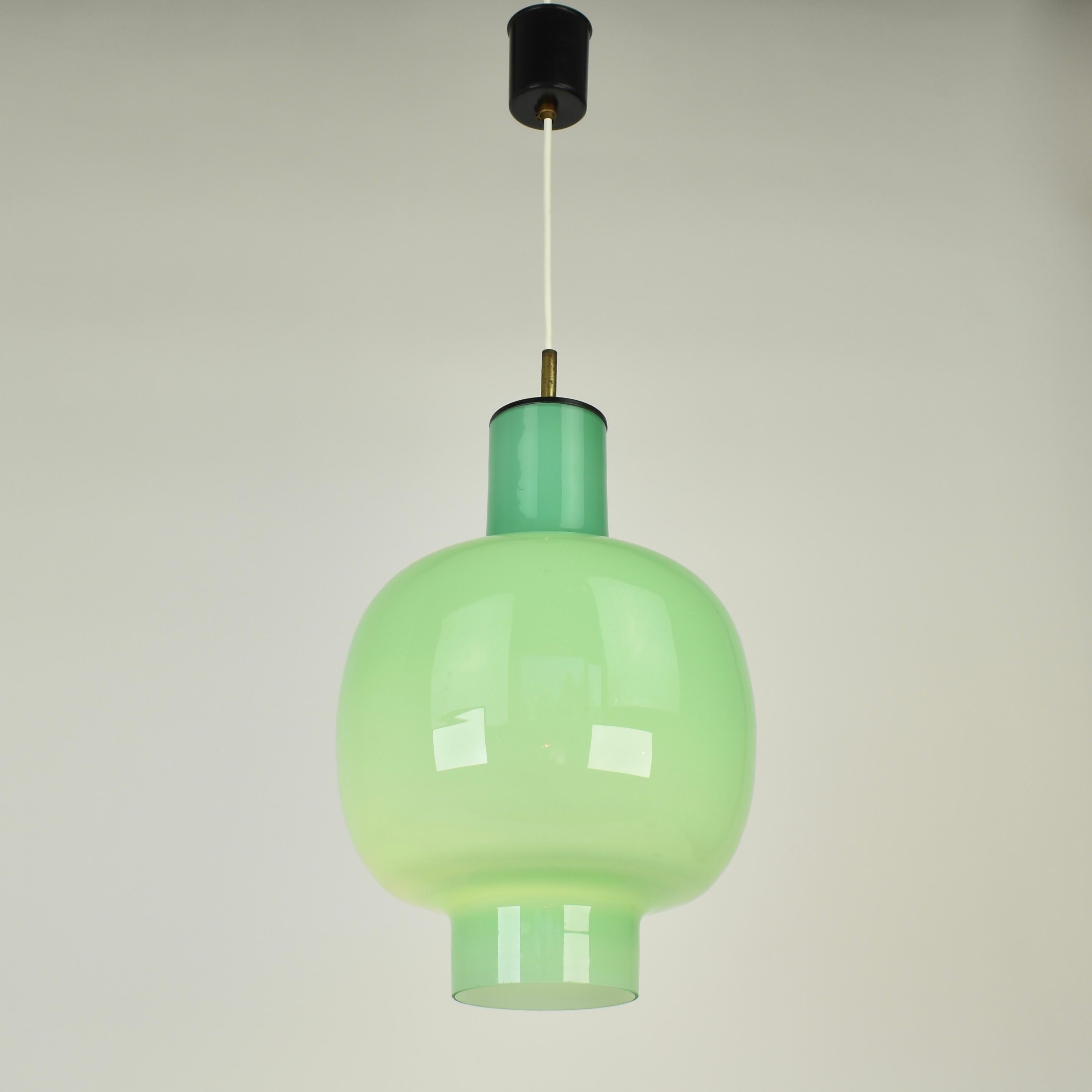 Lampada a sospensione in vetro verde menta della modernità di metà secolo attribuita a Gino Vistosi in vendita 4
