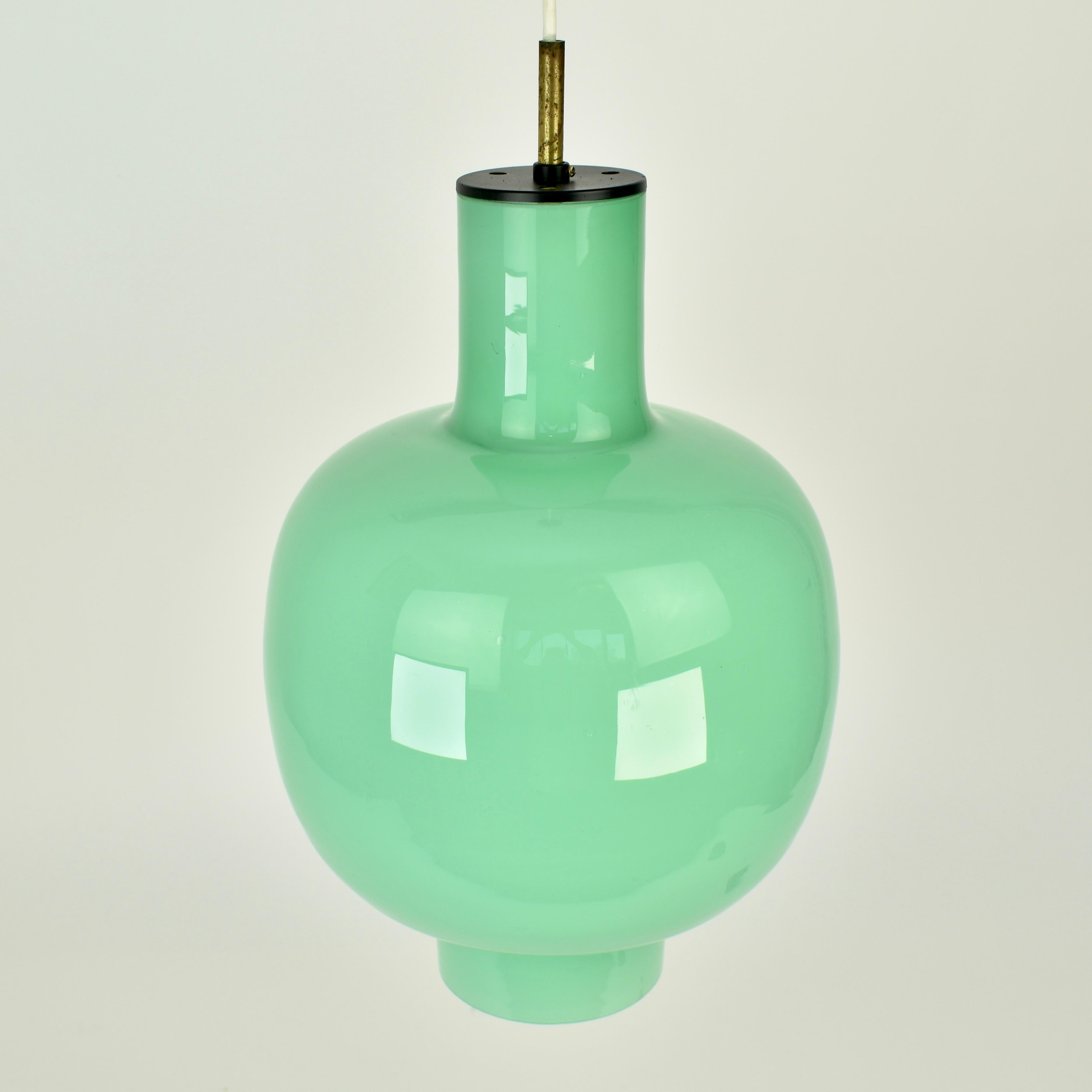 Lampada a sospensione in vetro verde menta della modernità di metà secolo attribuita a Gino Vistosi In condizioni buone in vendita a AMSTERDAM, NL