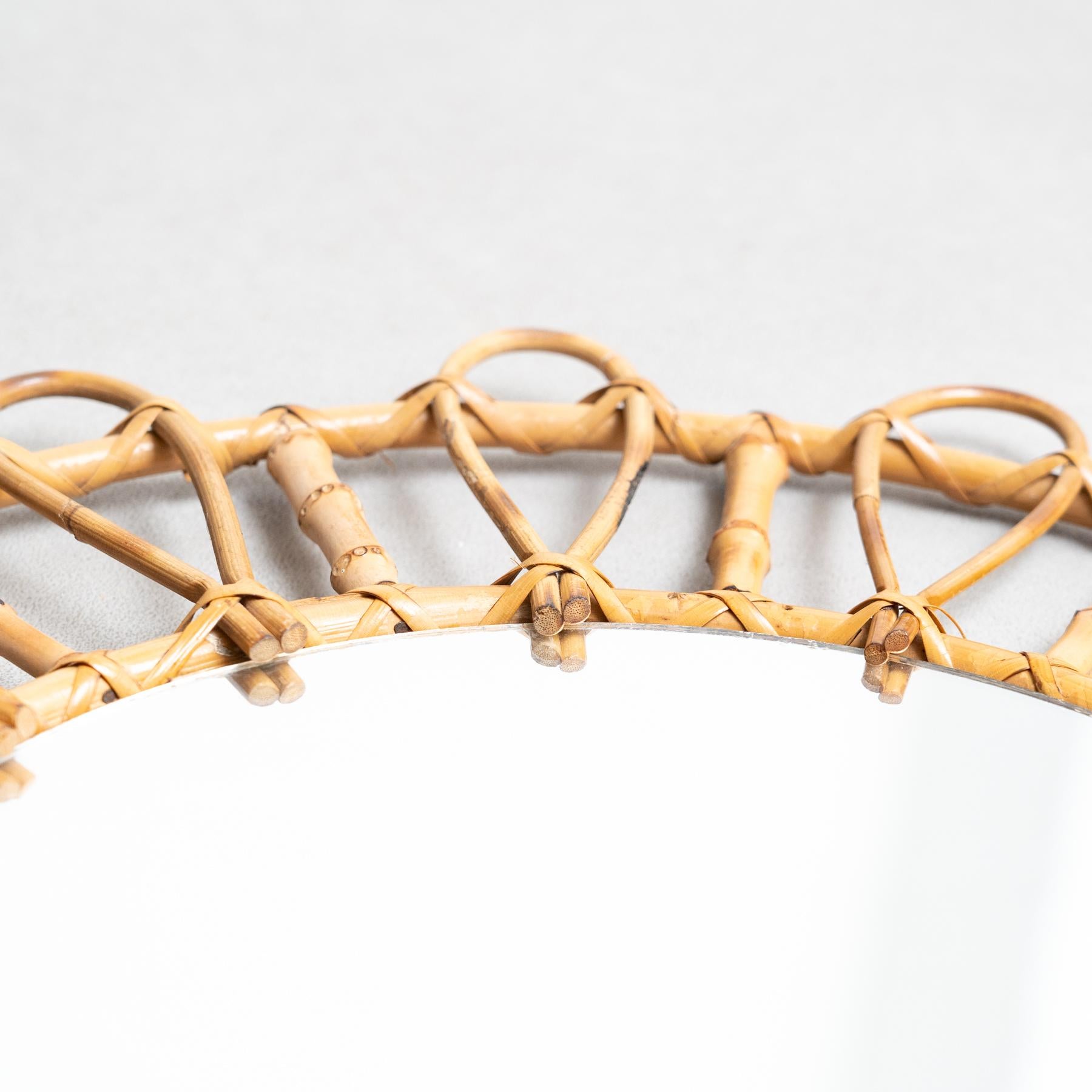 Miroir moderne du milieu du siècle en bambou et rotin Handcraft, circa 1960 en vente 4