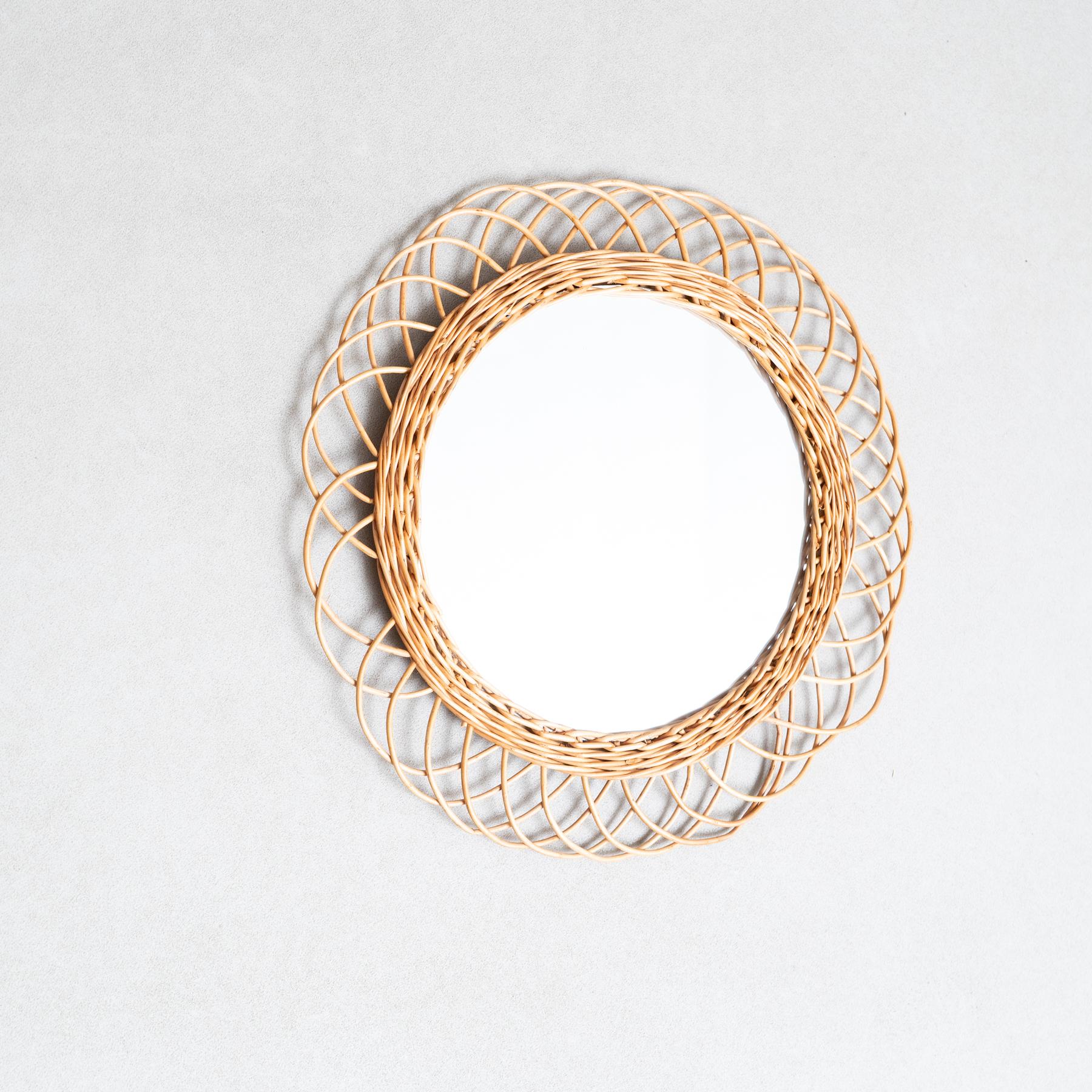 Mid-Century Modern Miroir moderne du milieu du siècle en bambou et rotin Handcraft, circa 1960 en vente