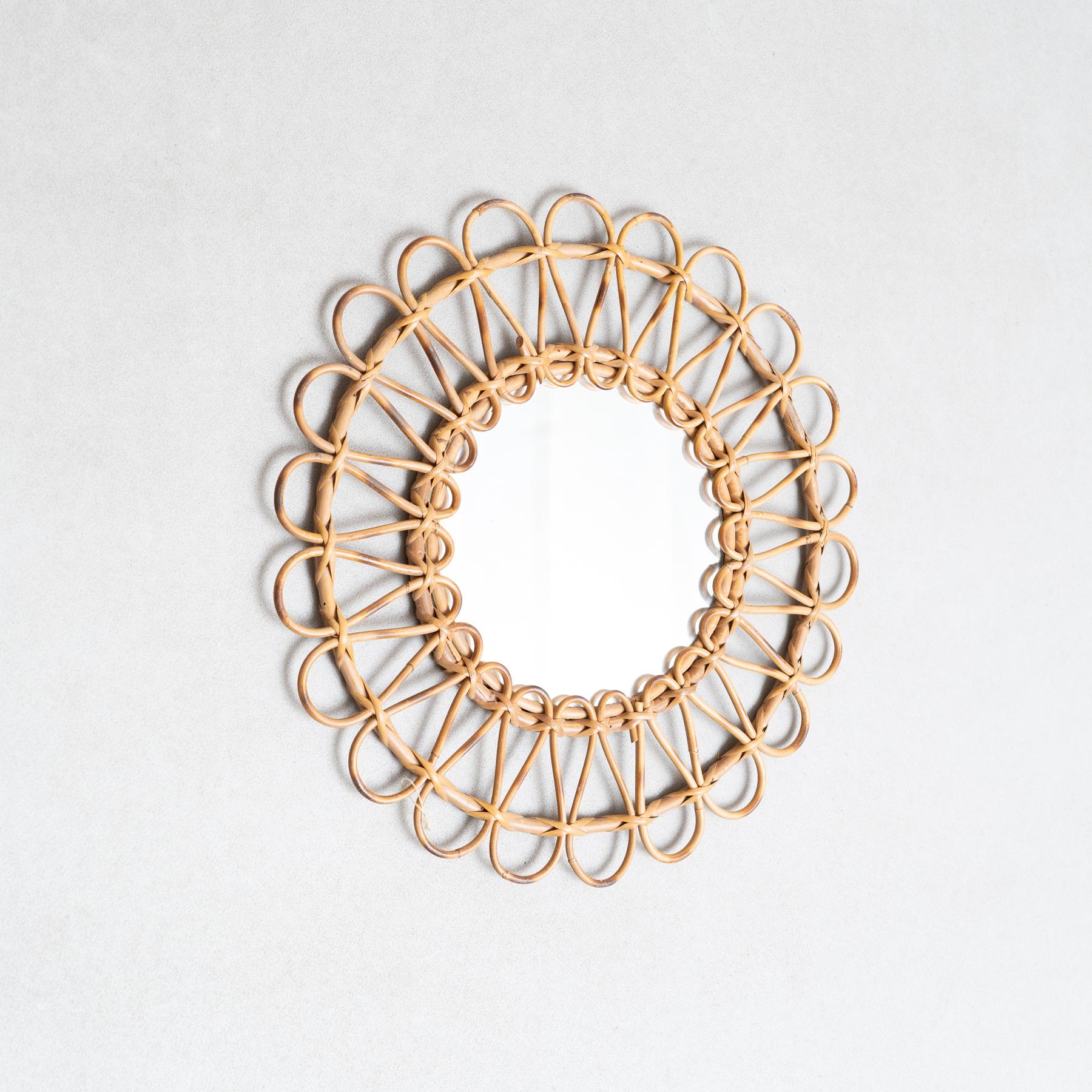 Mid-Century Modern Mirror Bambus Rattan Handcrafted, um 1960 (Moderne der Mitte des Jahrhunderts) im Angebot