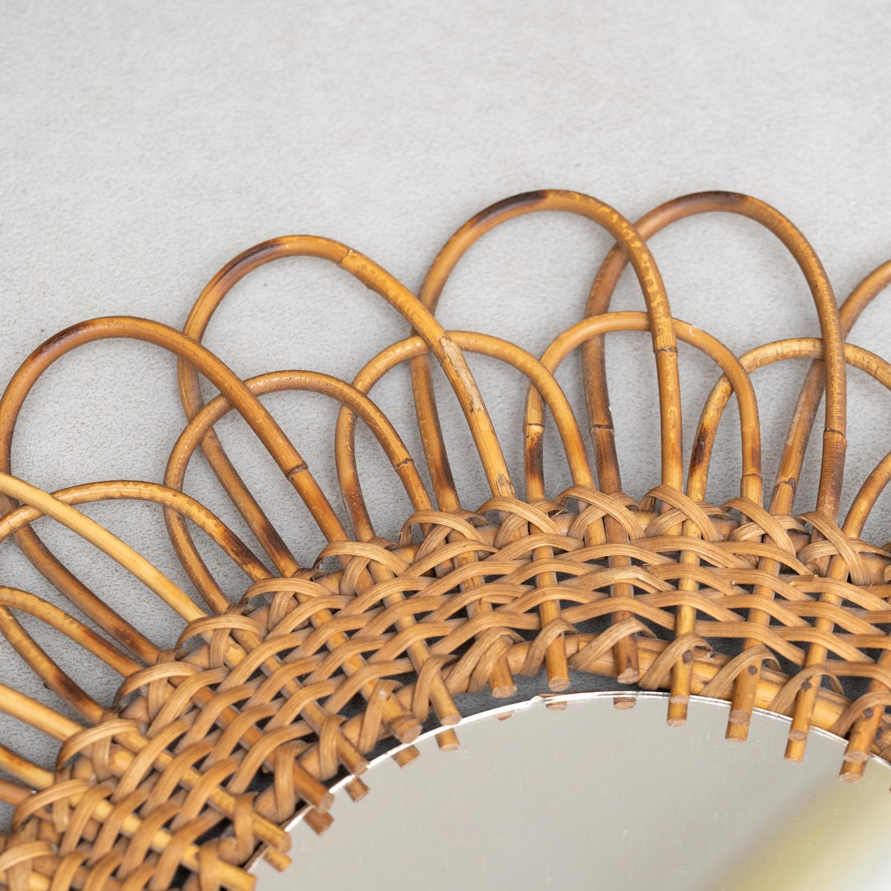 Mid-Century Modern Mirror Bambus Rattan Handcrafted, um 1960 im Angebot 1