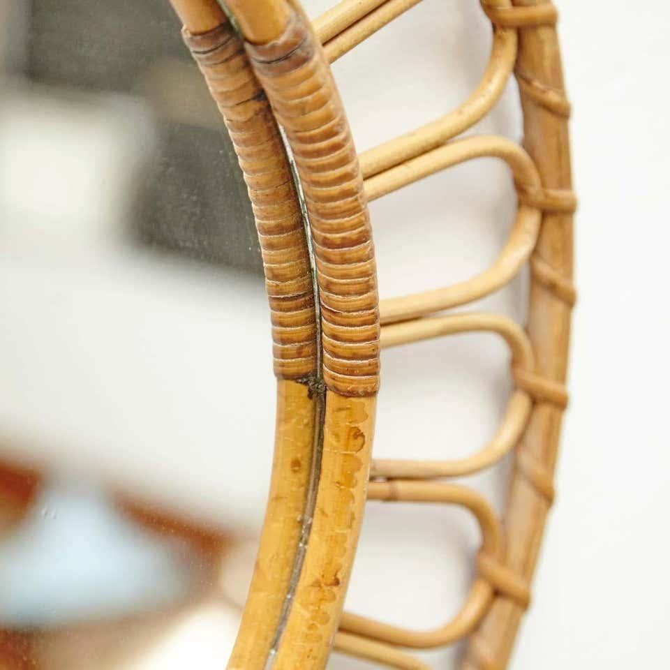Specchio moderno di metà secolo in bambù e rattan lavorato a mano in Francia, Rivera, circa 1960 in vendita 2