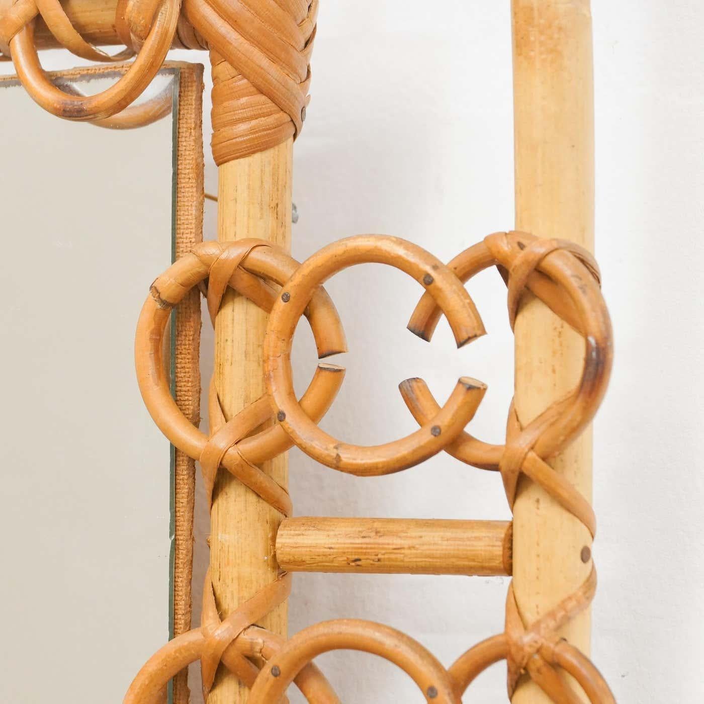 Specchio moderno di metà secolo in bambù e rattan lavorato a mano in Costa Azzurra, circa 1960 in vendita 1